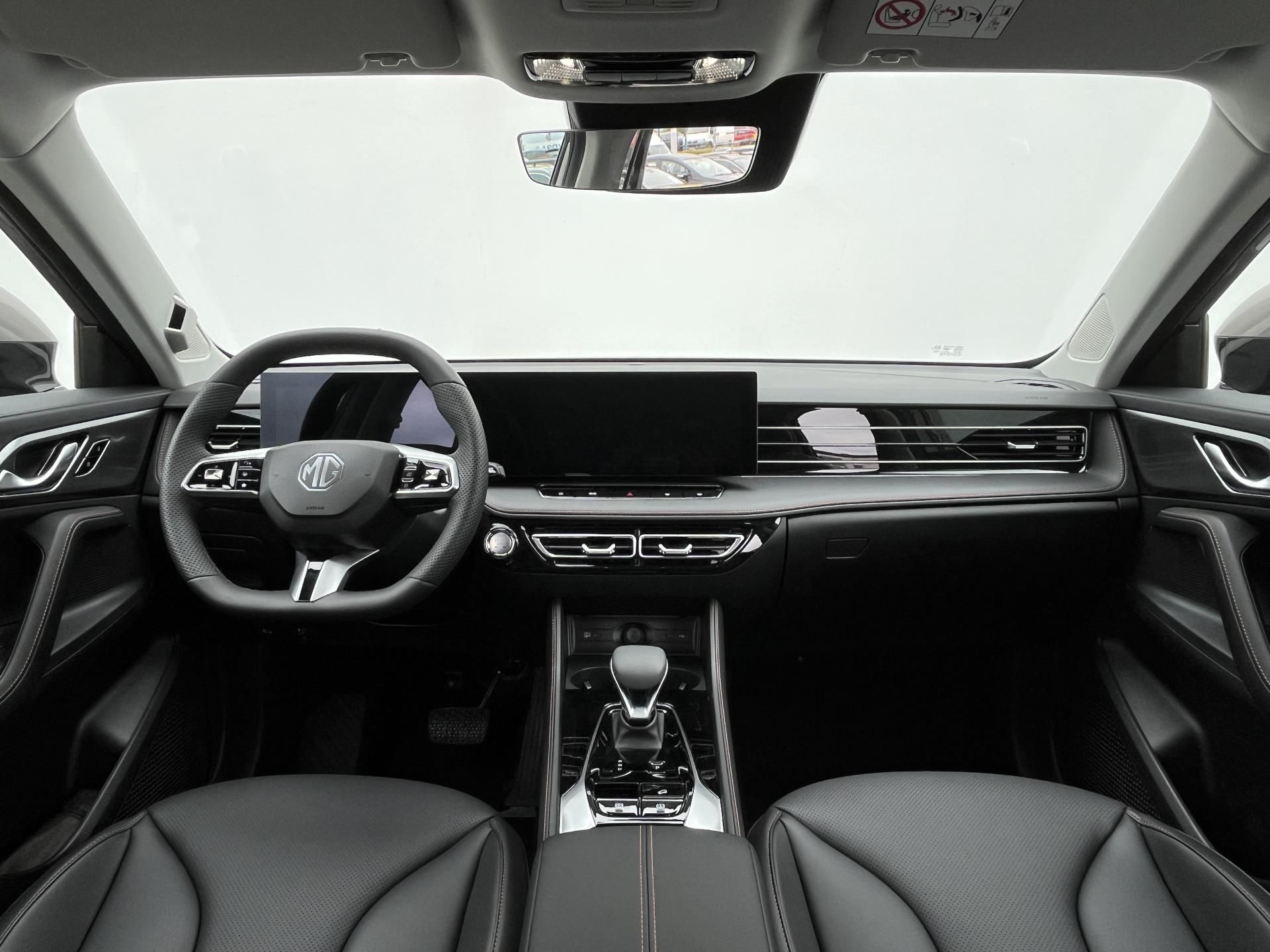 MG HS, 1.5 Hybrid / 165 kW EXCLUSIVE - fotka 6