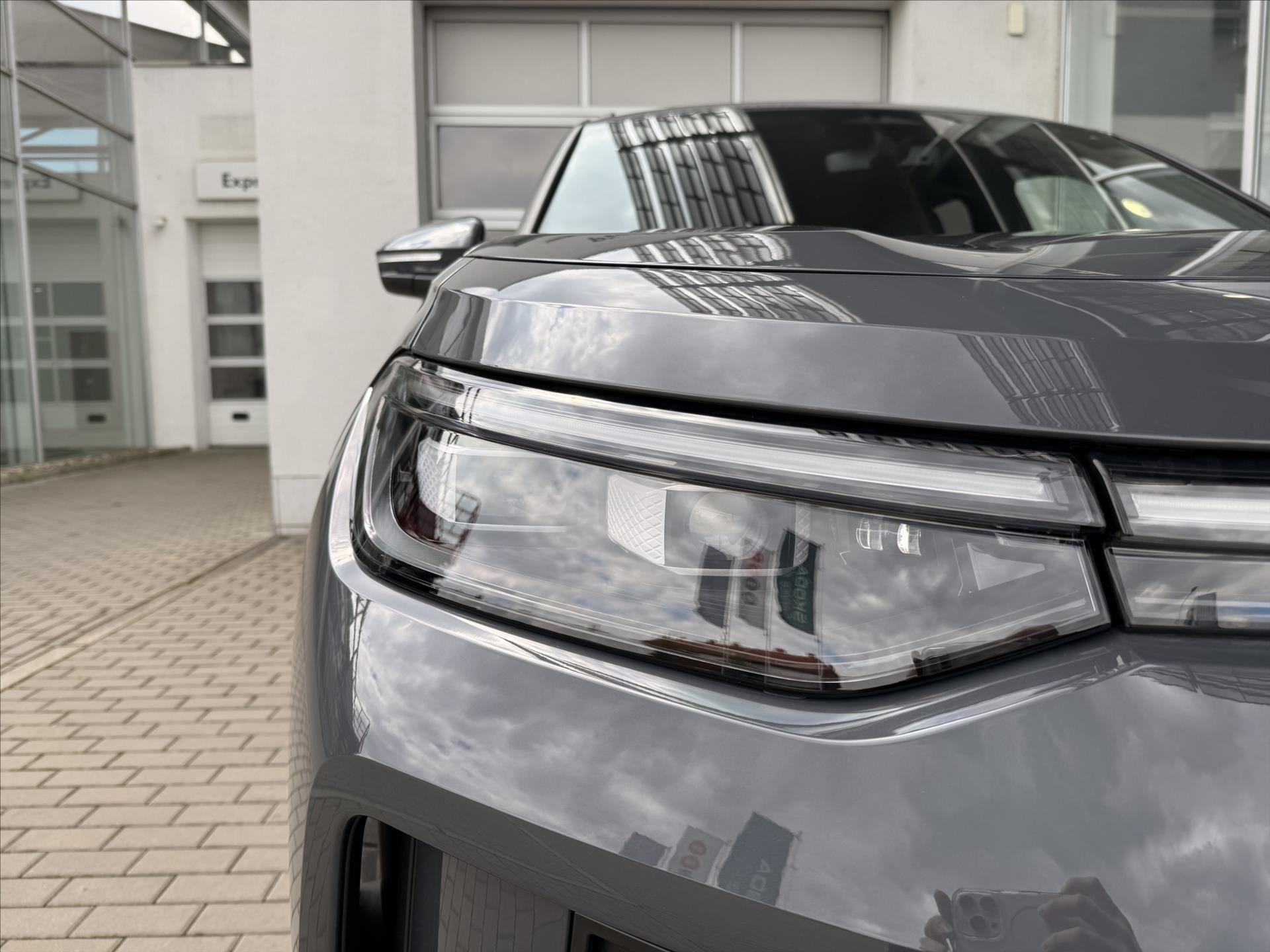 Volkswagen Tayron, 1,5 200 kW eHybrid  R-Line Peo - fotka 4