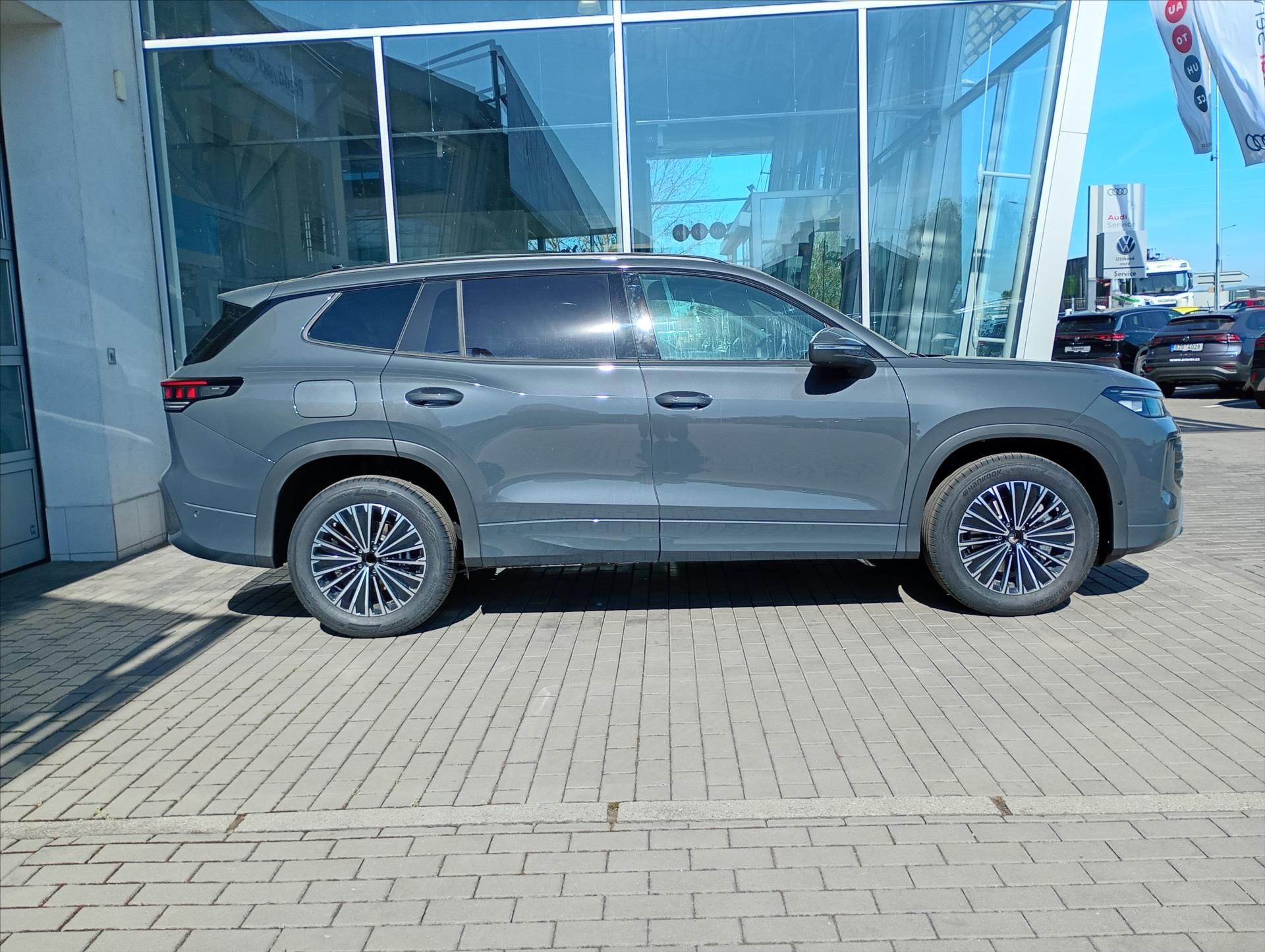 Volkswagen Tayron, 1,5 150kW eHybrid  People - fotka 4
