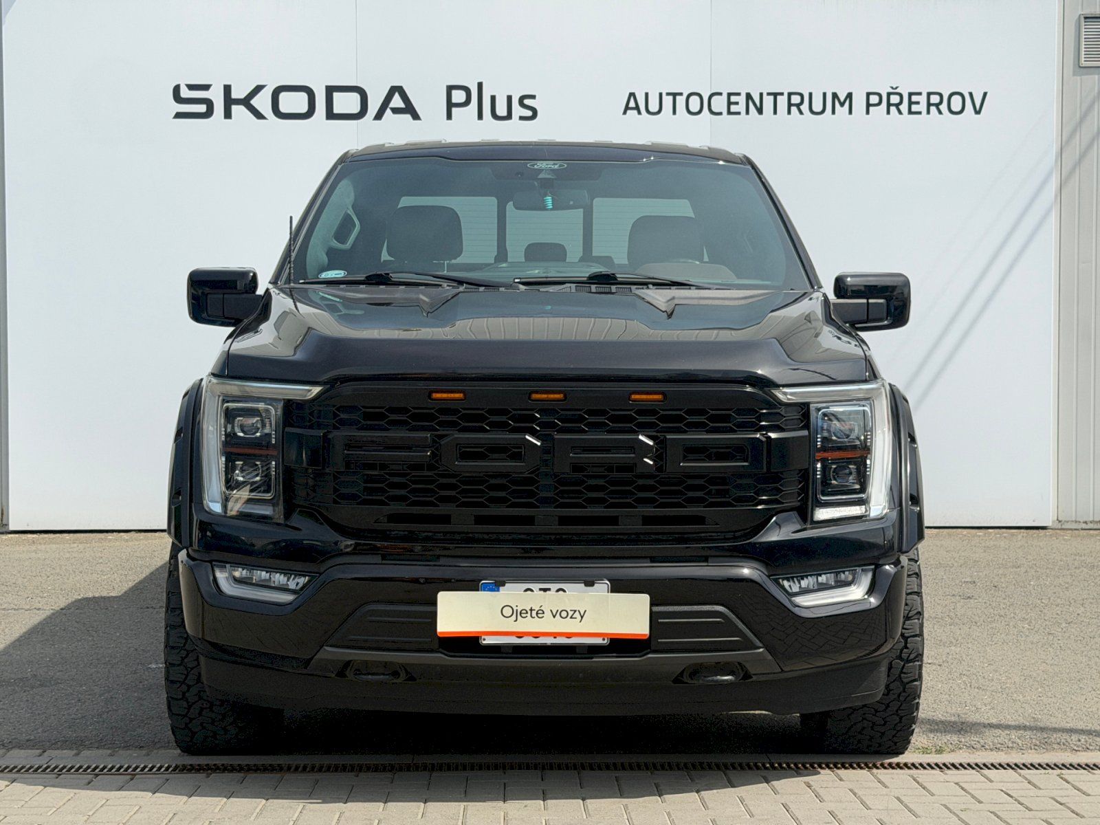 Ford F-150, Lariat 3.5L 298kW 4x4 - fotka 4