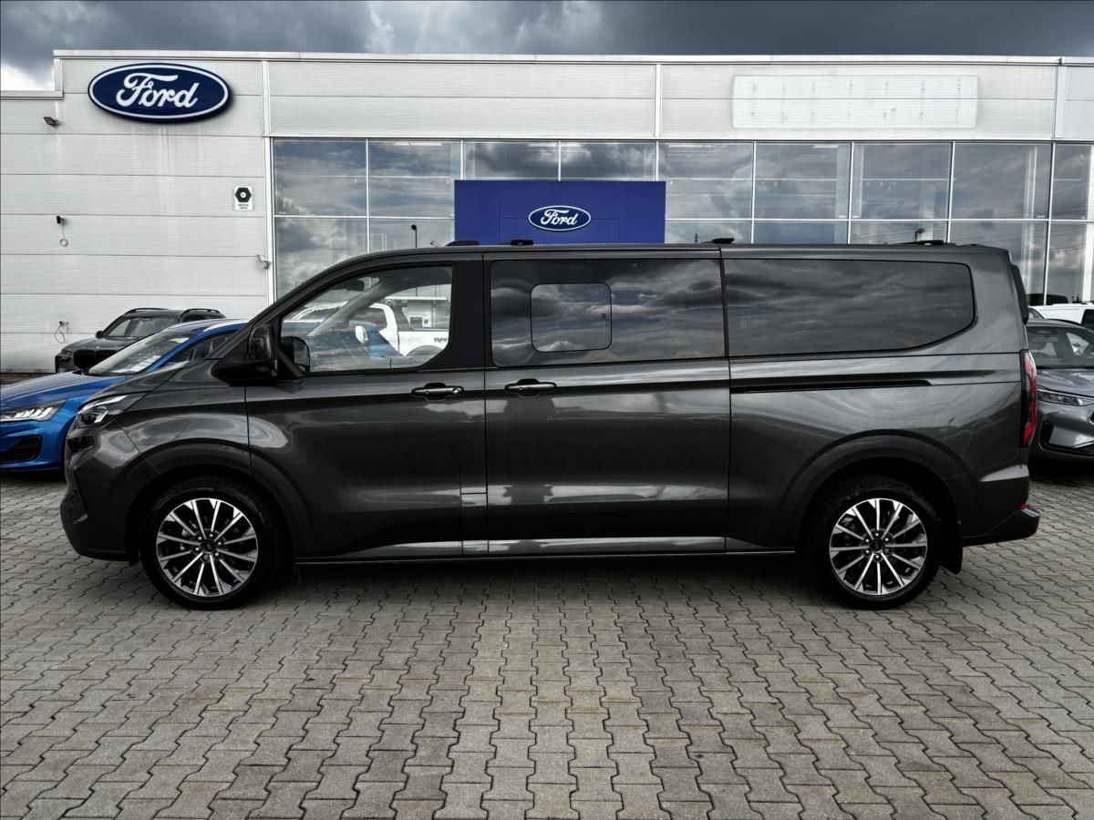 Ford Tourneo Custom, 2,0 EcoBlue 125kW TitaniumX L2 - fotka 2