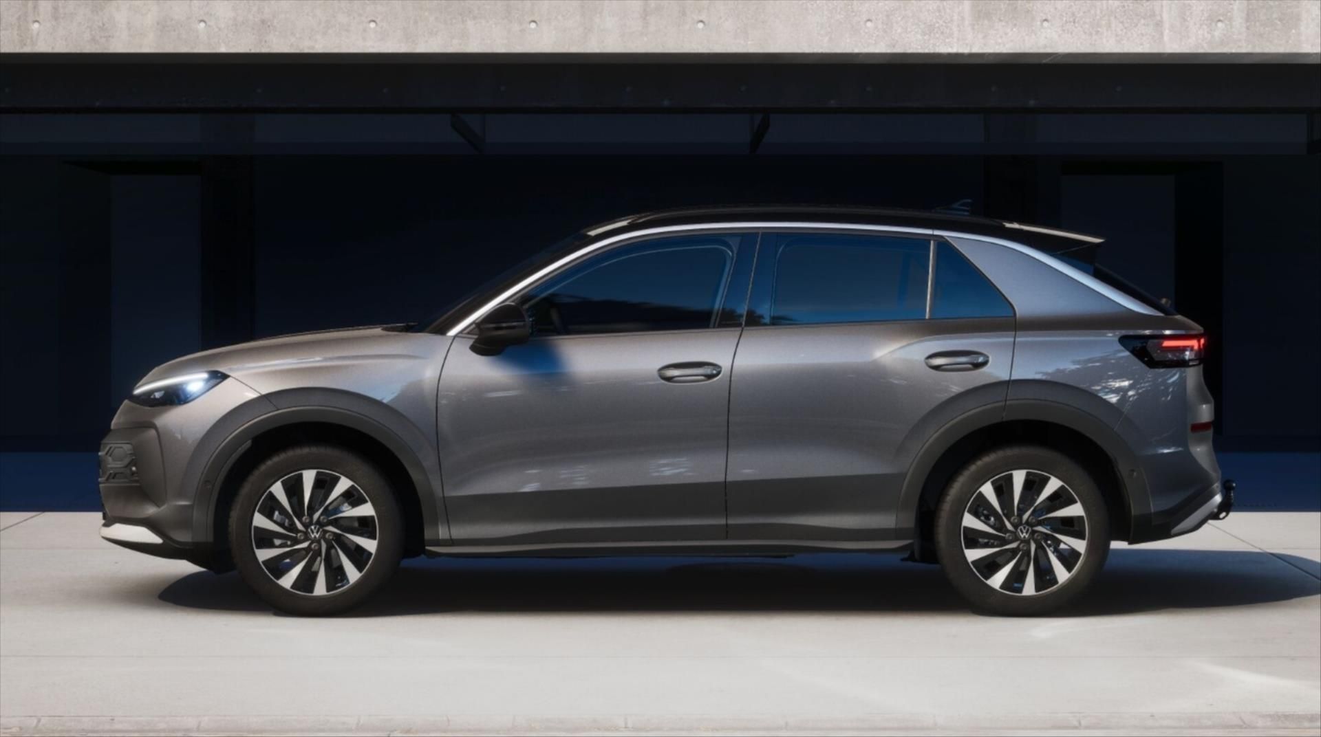 Volkswagen T-Roc, 1,5 eTSI 85 kW 7DSG  Life - fotka 2