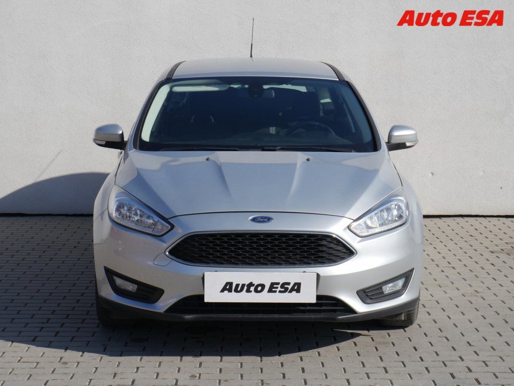 Ford Focus, 1.5EB,1.maj,AC - fotka 2