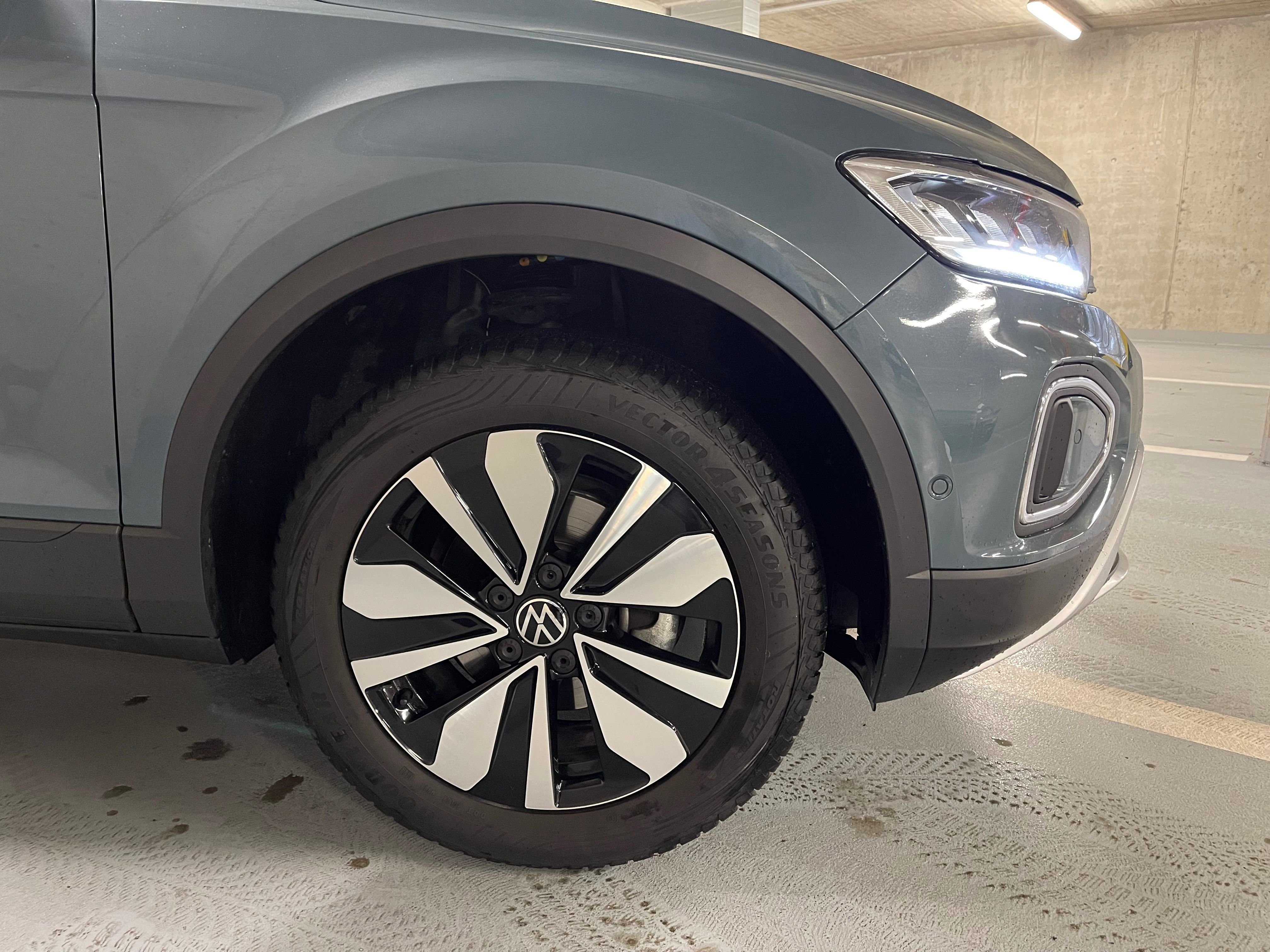 Volkswagen T-Roc, Záruka/LED/Navi/SideAssist/ACC - fotka 4