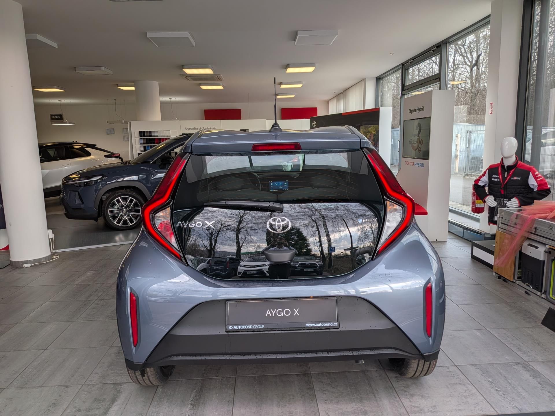 Toyota Aygo, 1.5 Hybrid, COMFORT 116K - fotka 6