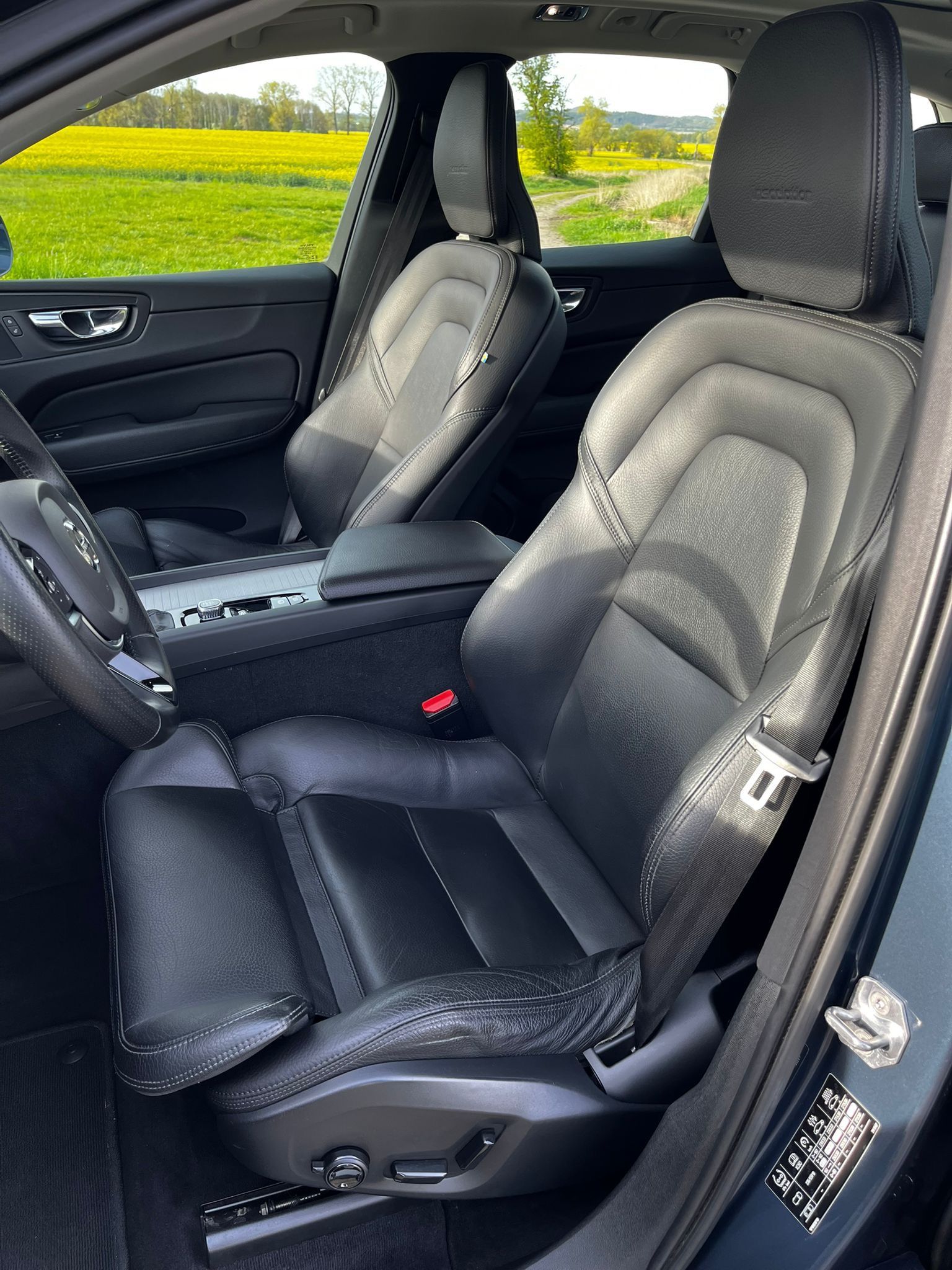 Volvo XC60, Volvo XC69 2.0 D4 - fotka 5