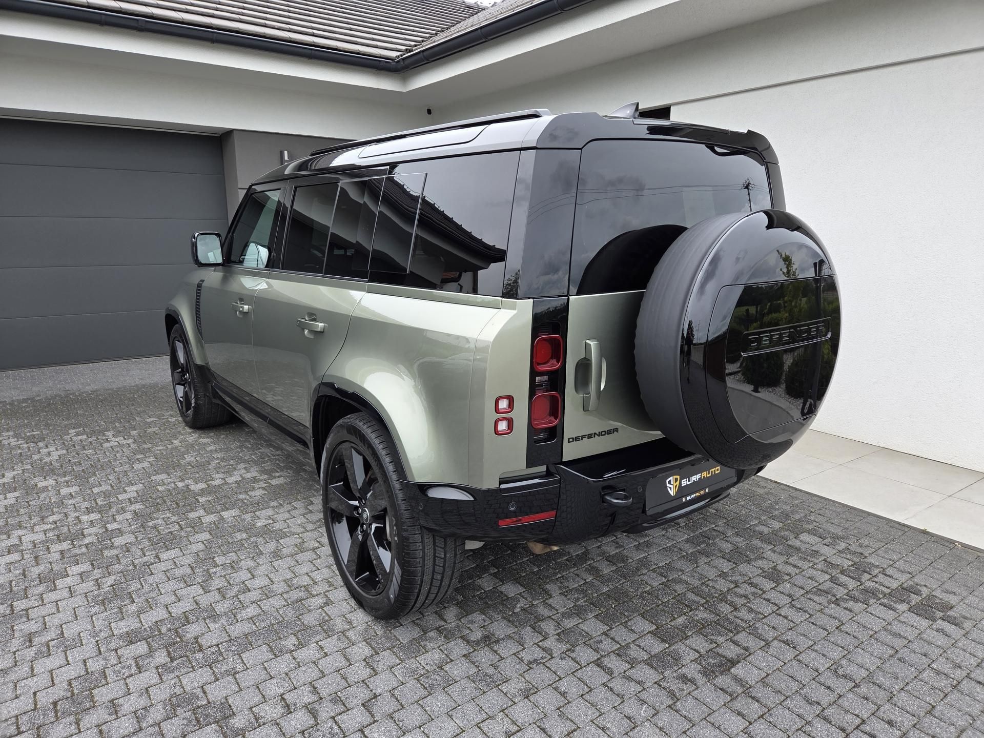 Land Rover Defender, D300 X-DynSE MY25 TopVýbava - fotka 2