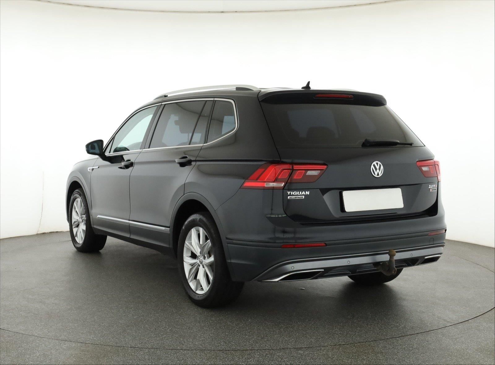 Volkswagen Tiguan Allspace, 2.0 TDI, Comfortline, 4X4 - fotka 4