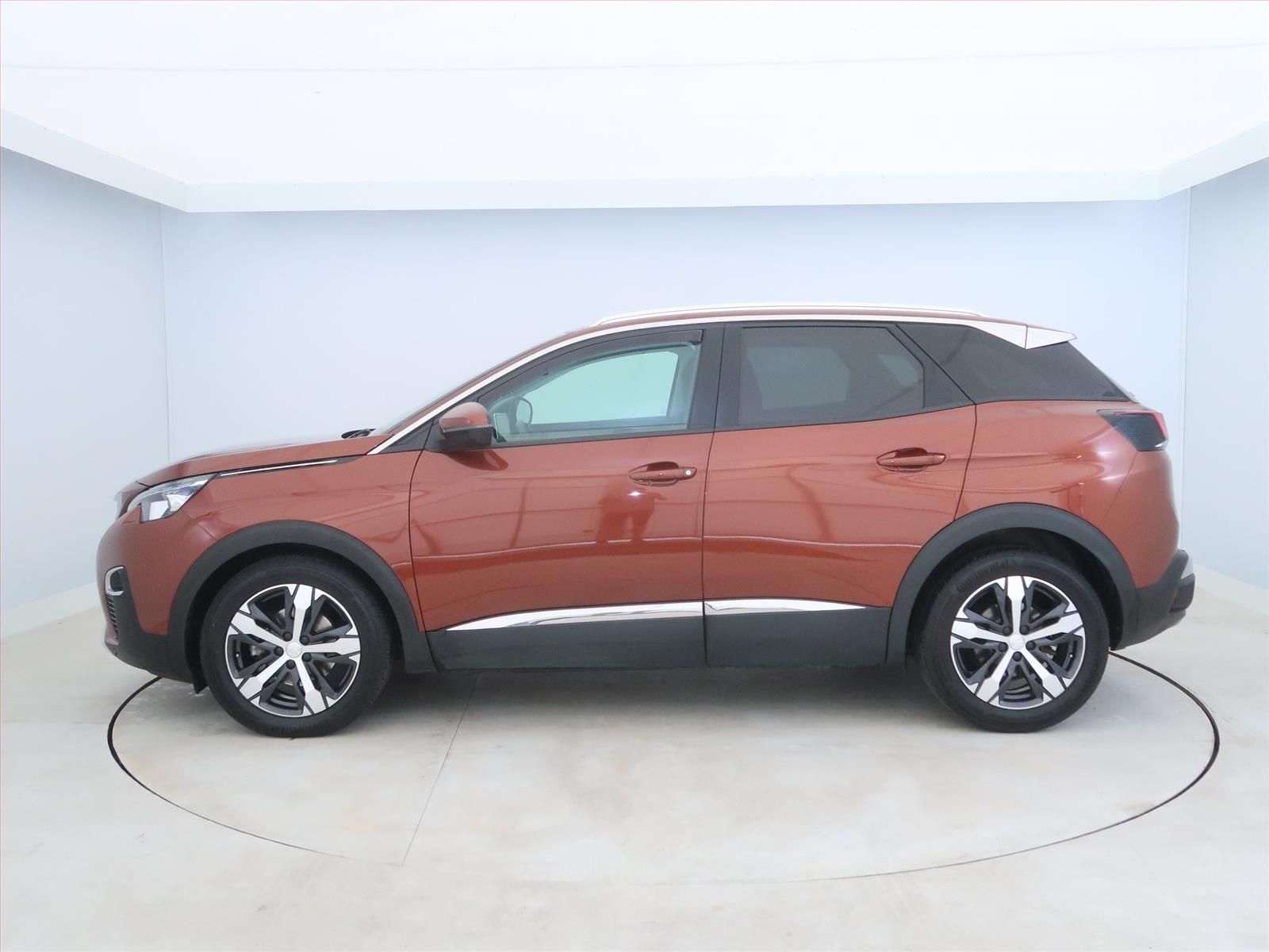 Peugeot 3008, 1.2 PureTech, ČR,1.maj - fotka 3