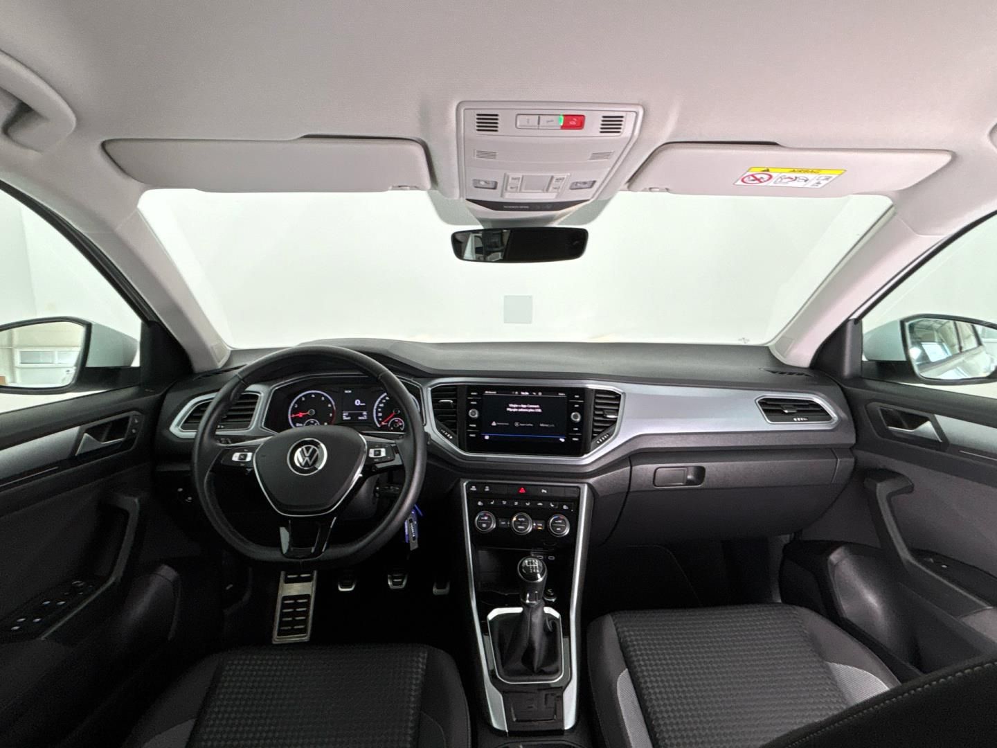 Volkswagen T-Roc, 1.0 TSI / 81 kW VOLKSWAGEN T-R - fotka 5
