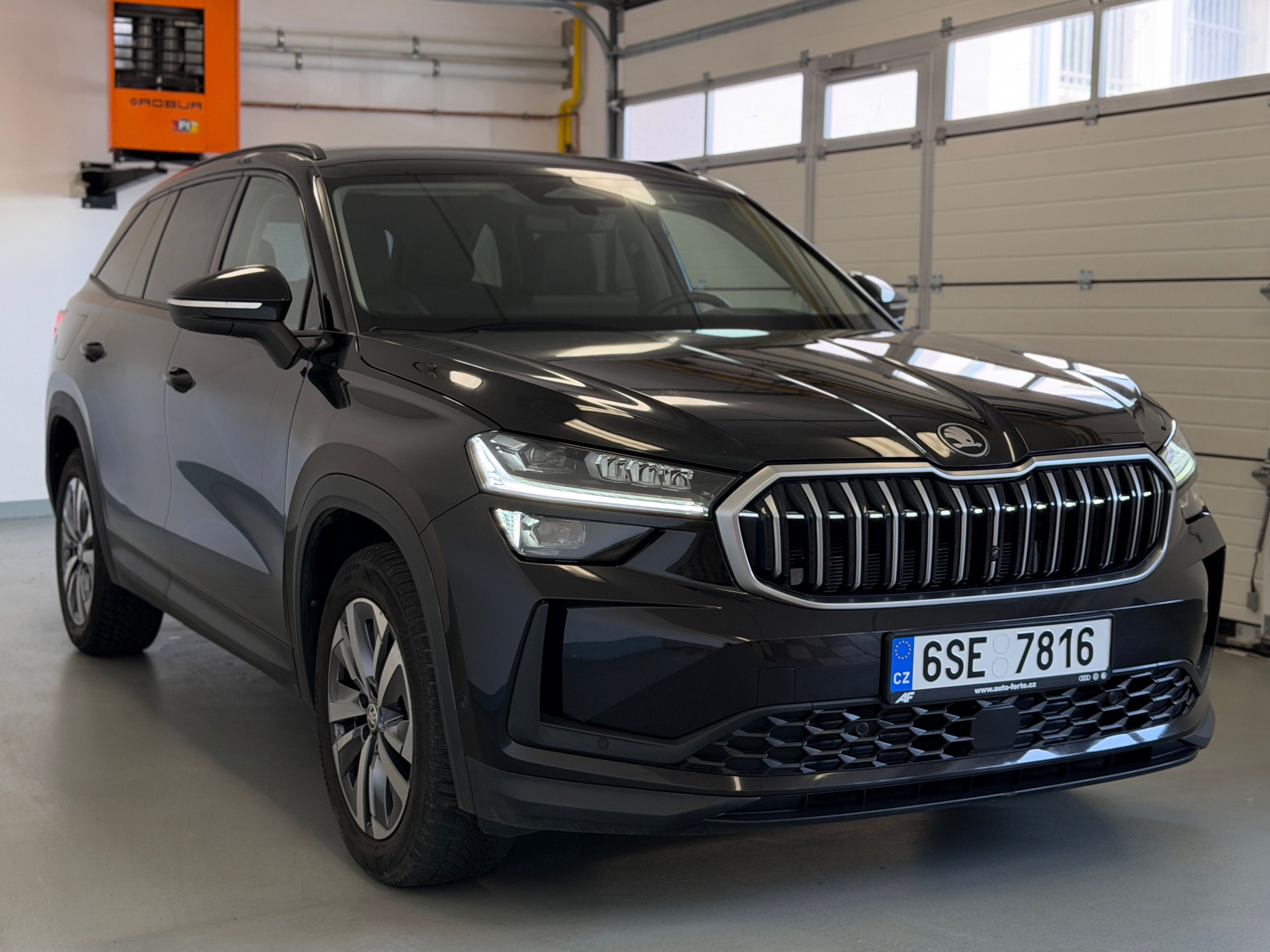 Škoda Kodiaq, 2.0 TDI  DSG 4x4 Exclusive - fotka 4