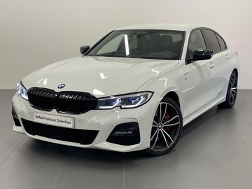 320d xDrive, Mpaket