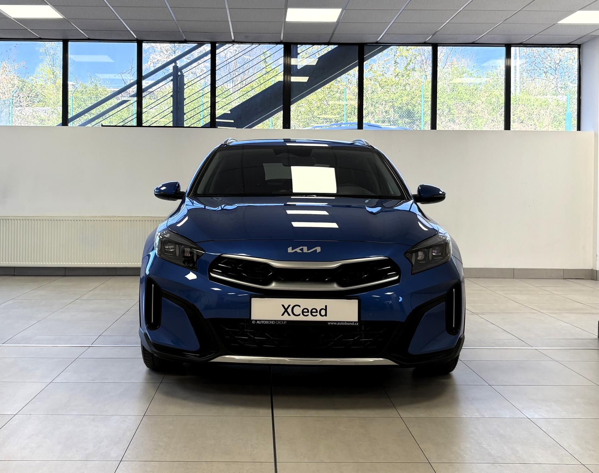 Kia XCee´d, 1,6 T-GDi GPF 7DCT EXCLUSIVE - fotka 2