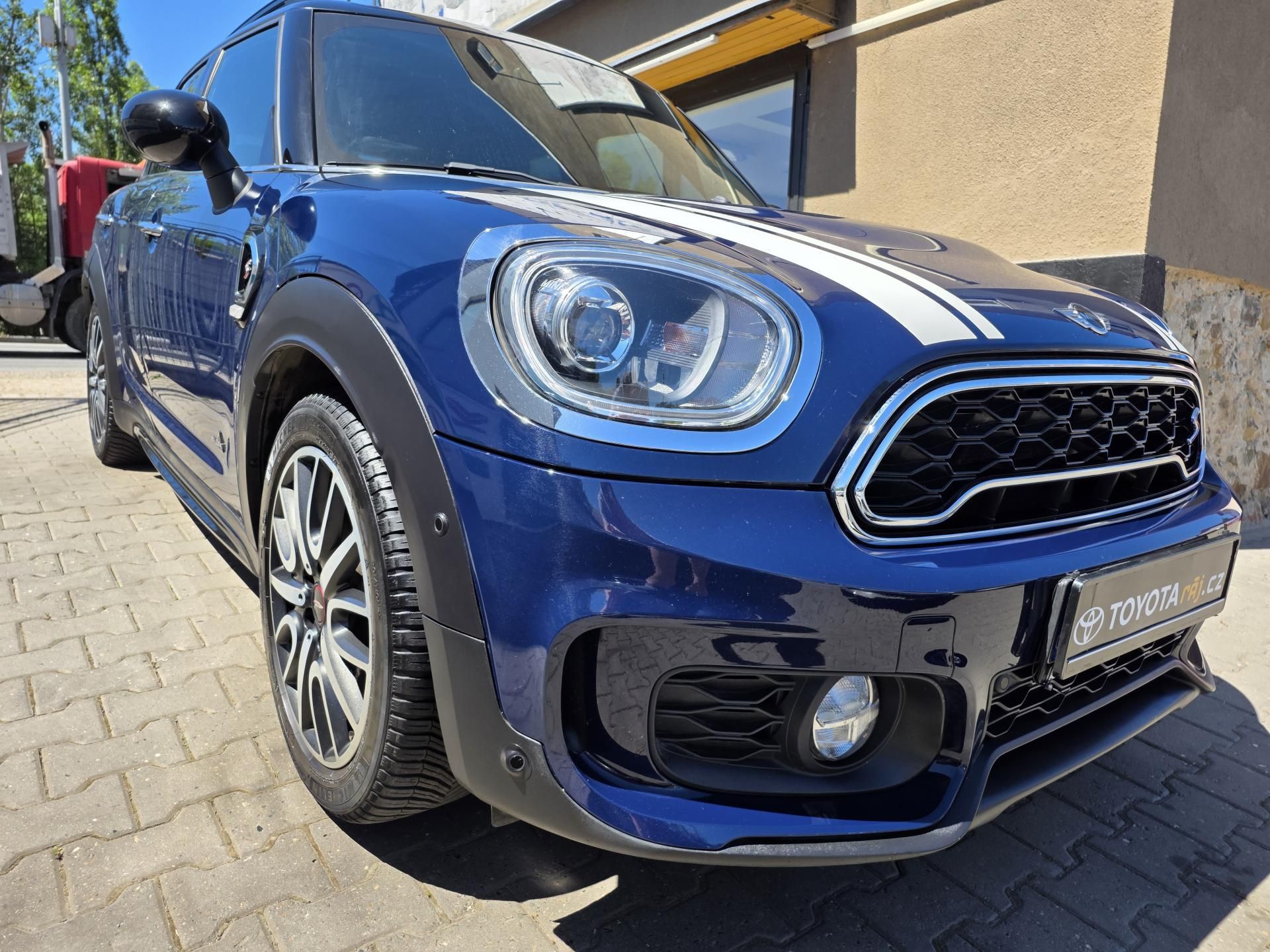 Mini Cooper S, 2.0-JOHN COOPER S-4x4 - fotka 4