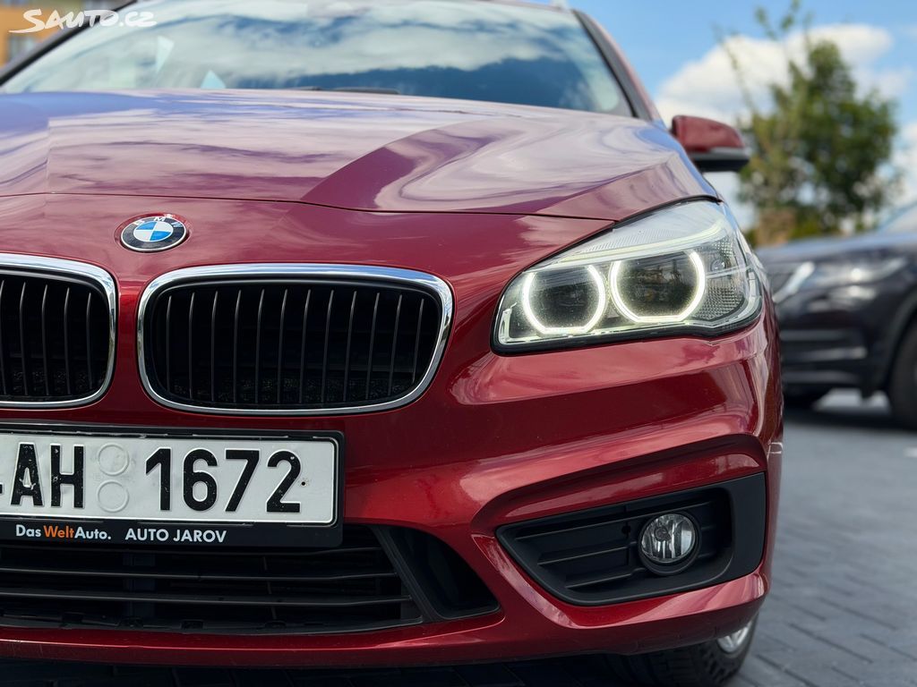 BMW Řada 2, 218d Active Tourer / automat - fotka 6