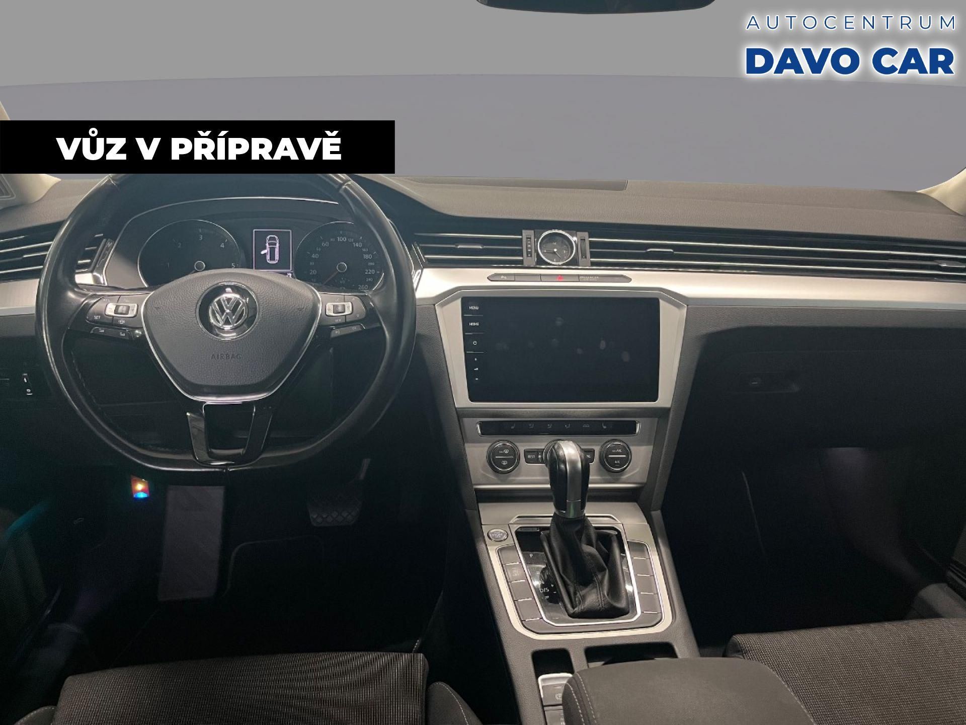 Volkswagen Passat, 1.6 TDI 88kW Comfortline LED N - fotka 5