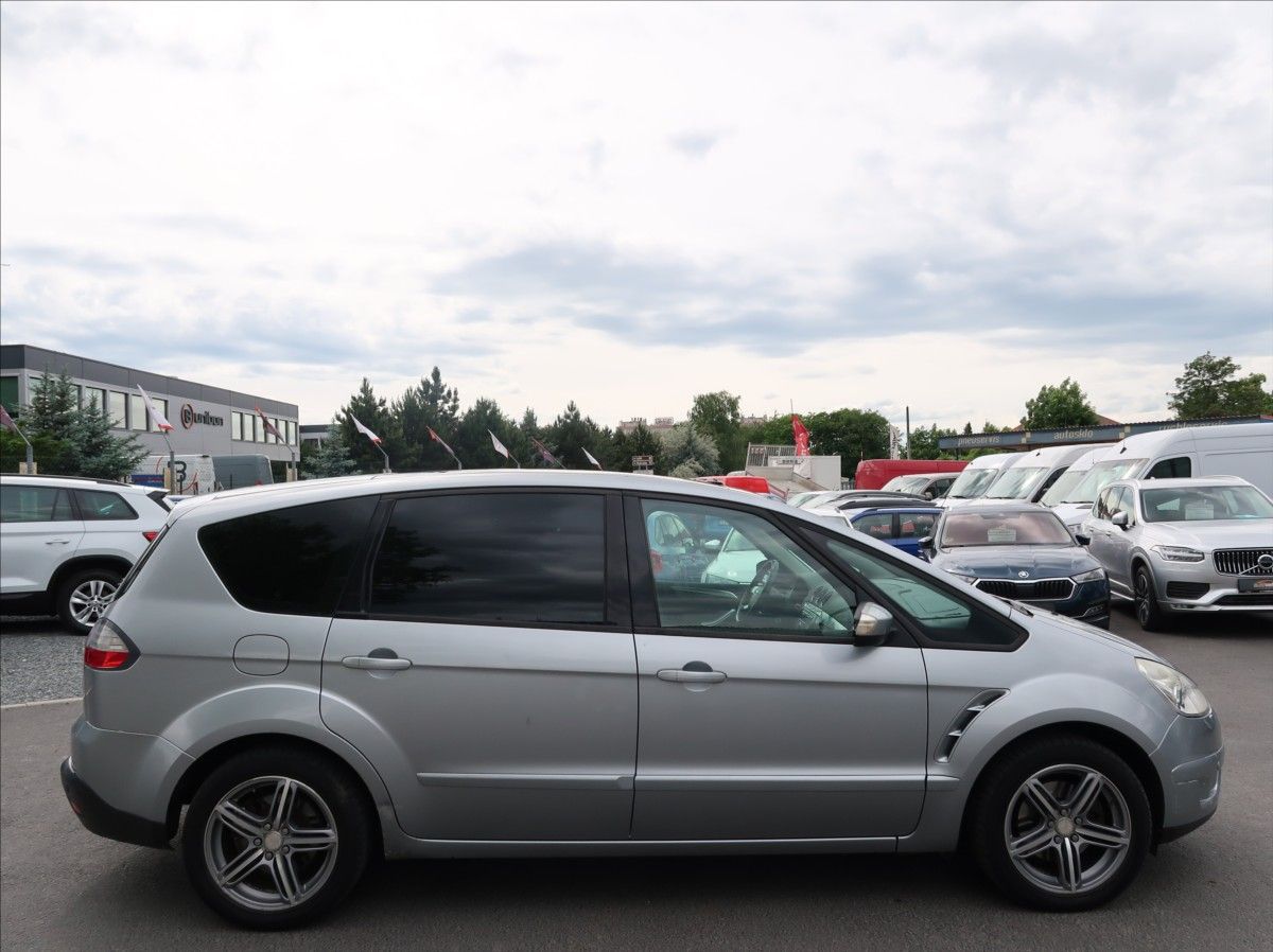 Ford S-MAX, 2,0 TDCi,103kW,Aut.klima - fotka 5