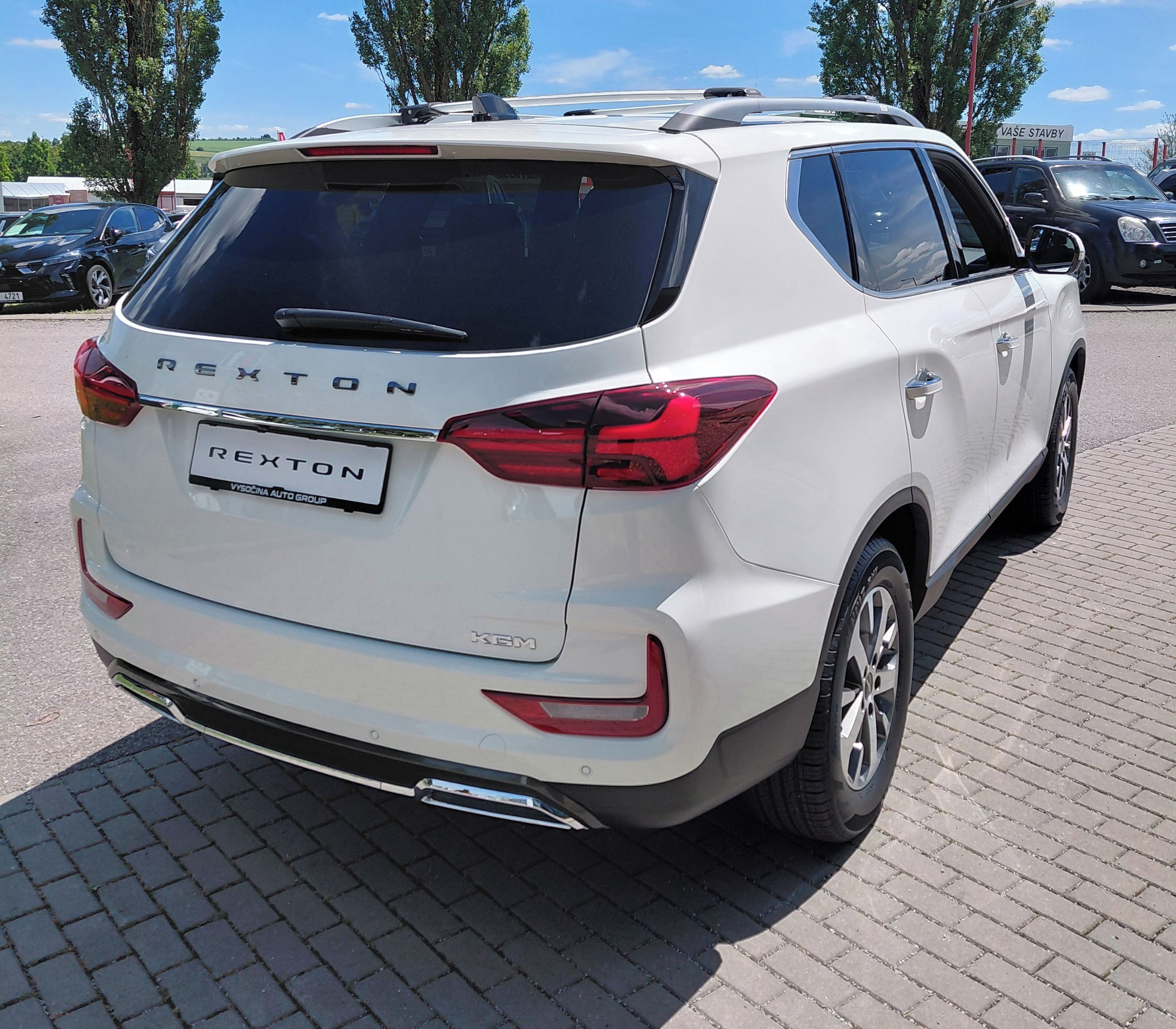 SsangYong Rexton, REXTON G4 2,2  CLUB 4WD 8AT - fotka 5