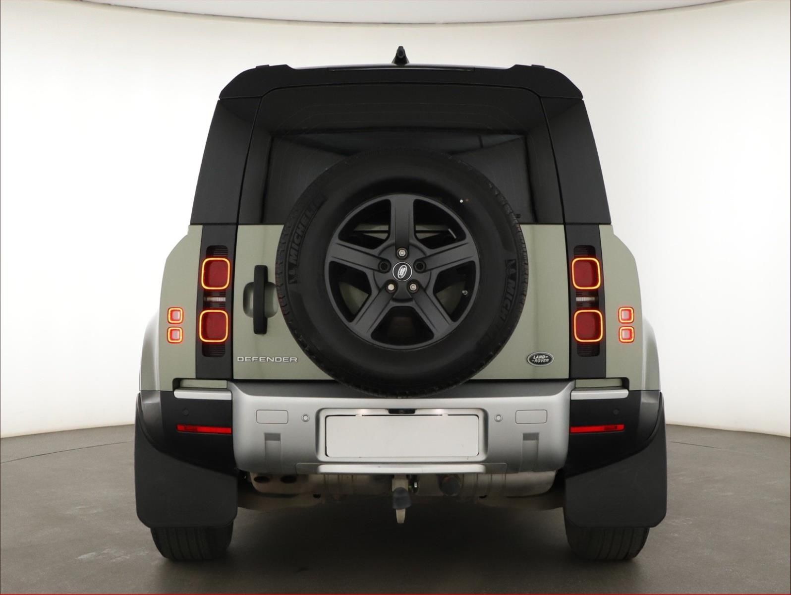 Land Rover Defender, D200 AWD - fotka 4