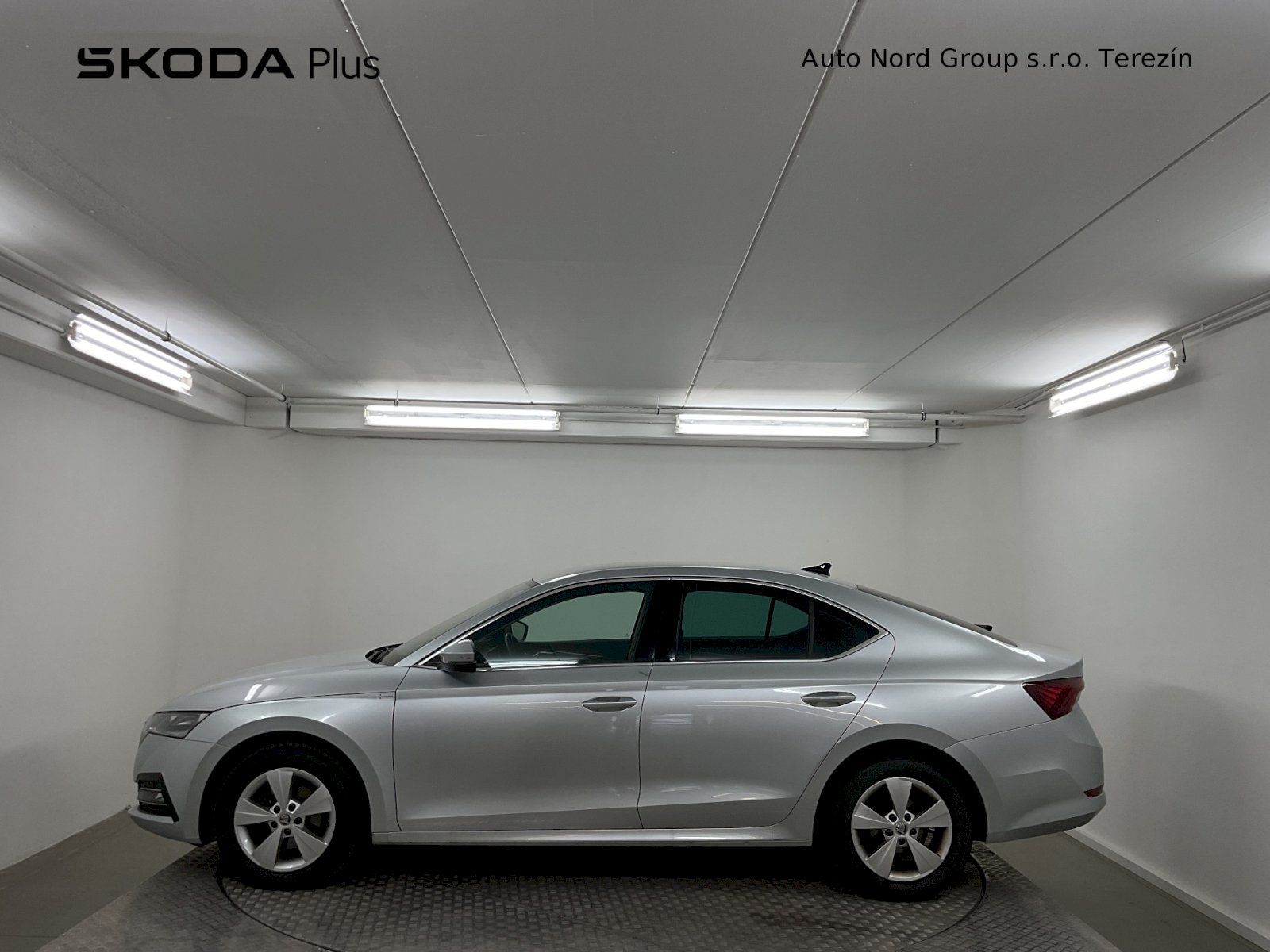 Škoda Octavia, 2.0 TDI 110kW DSG Style - fotka 3
