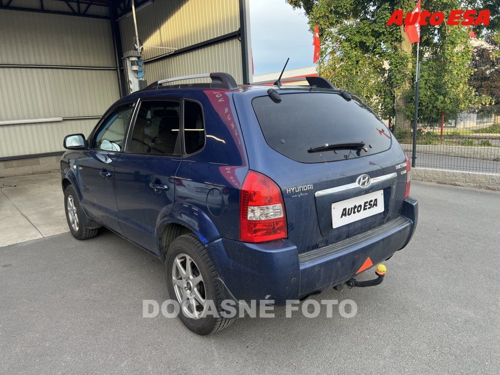 Hyundai Tucson, 2.0 CRDi - fotka 2