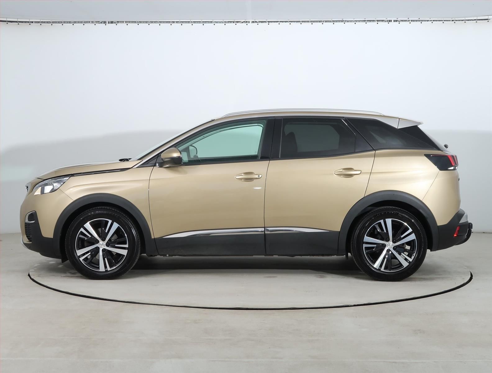 Peugeot 3008, 1.6 BlueHDi, Allure, Automat - fotka 3