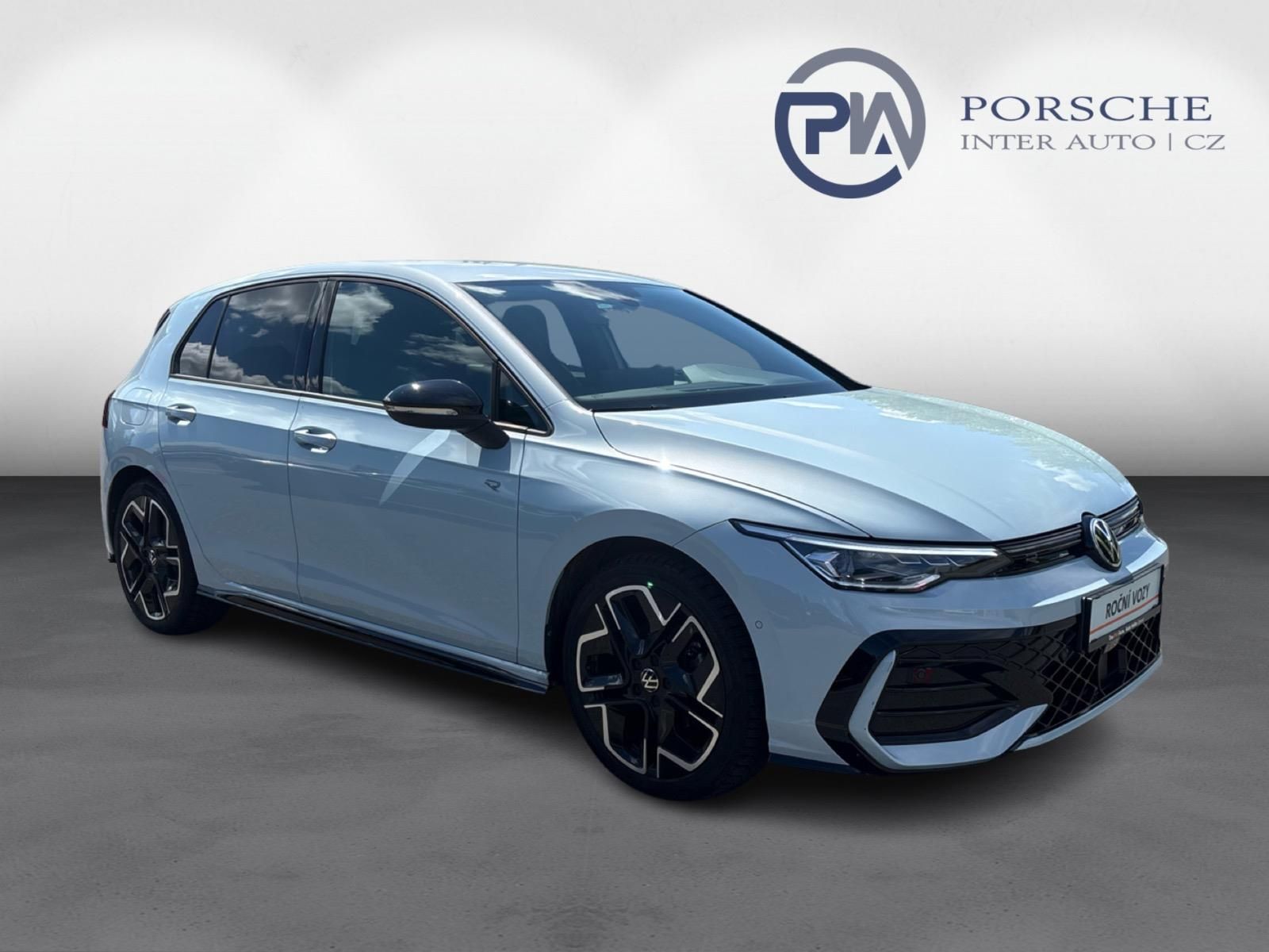 Volkswagen Golf, 1.5 TSI R-LINE  110 kW - fotka 6