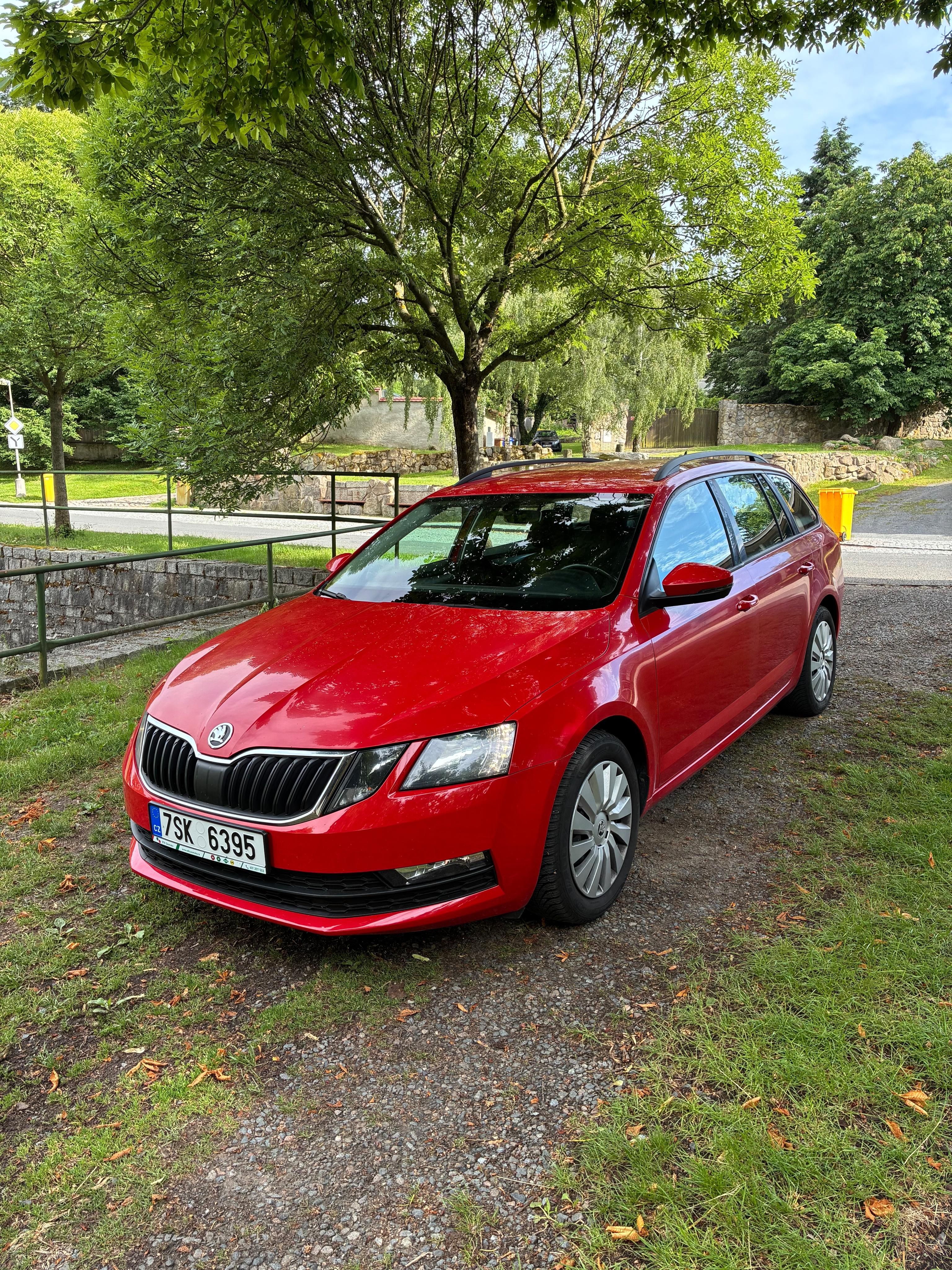 Škoda Octavia - fotka 2