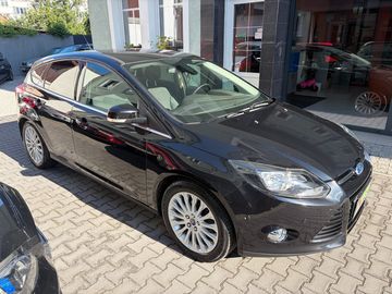 1,6i 92 kW, serviska, 2 x kola