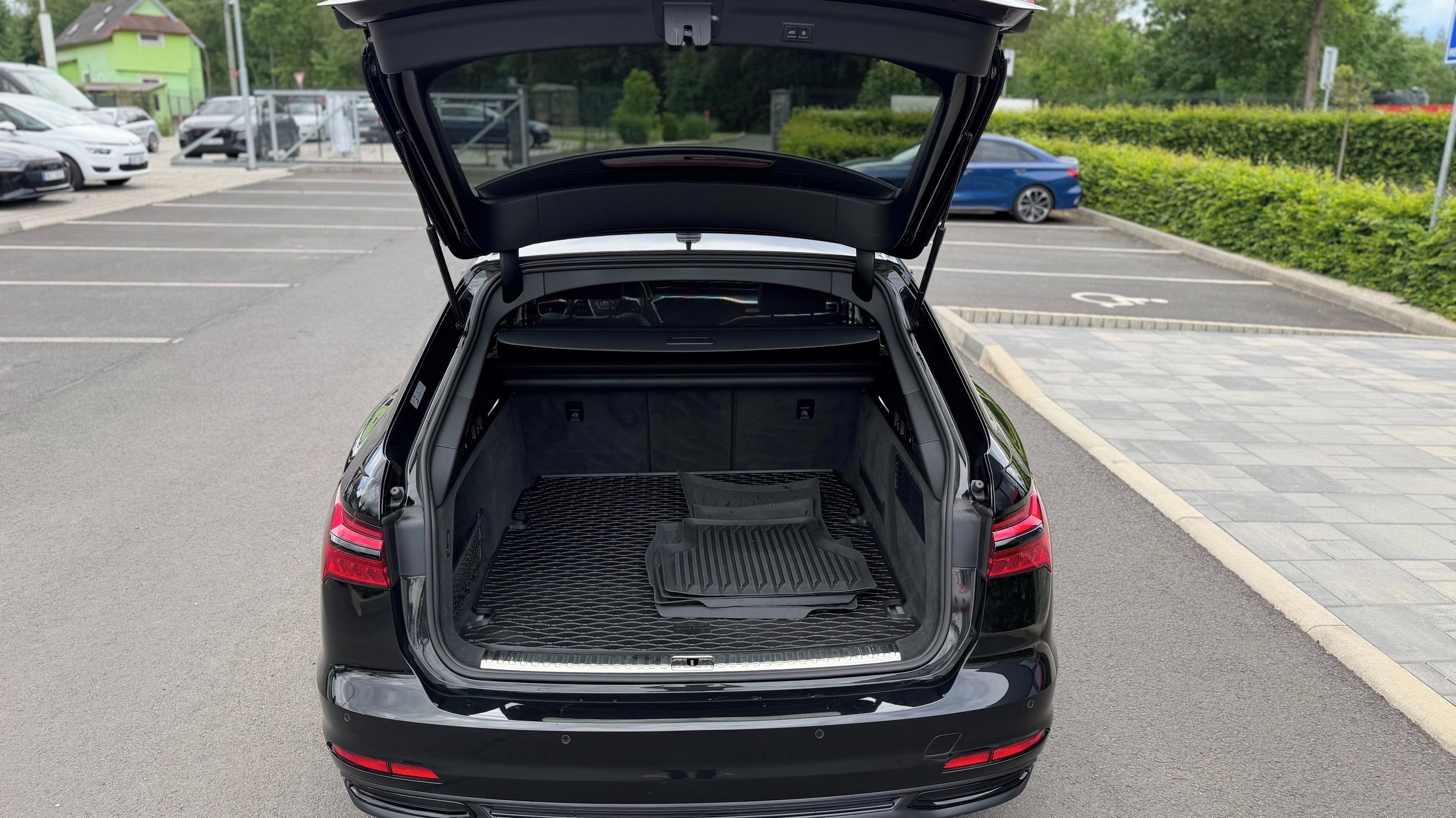 Audi A6 Avant, SPORT 50 TDI QUATTRO - fotka 4