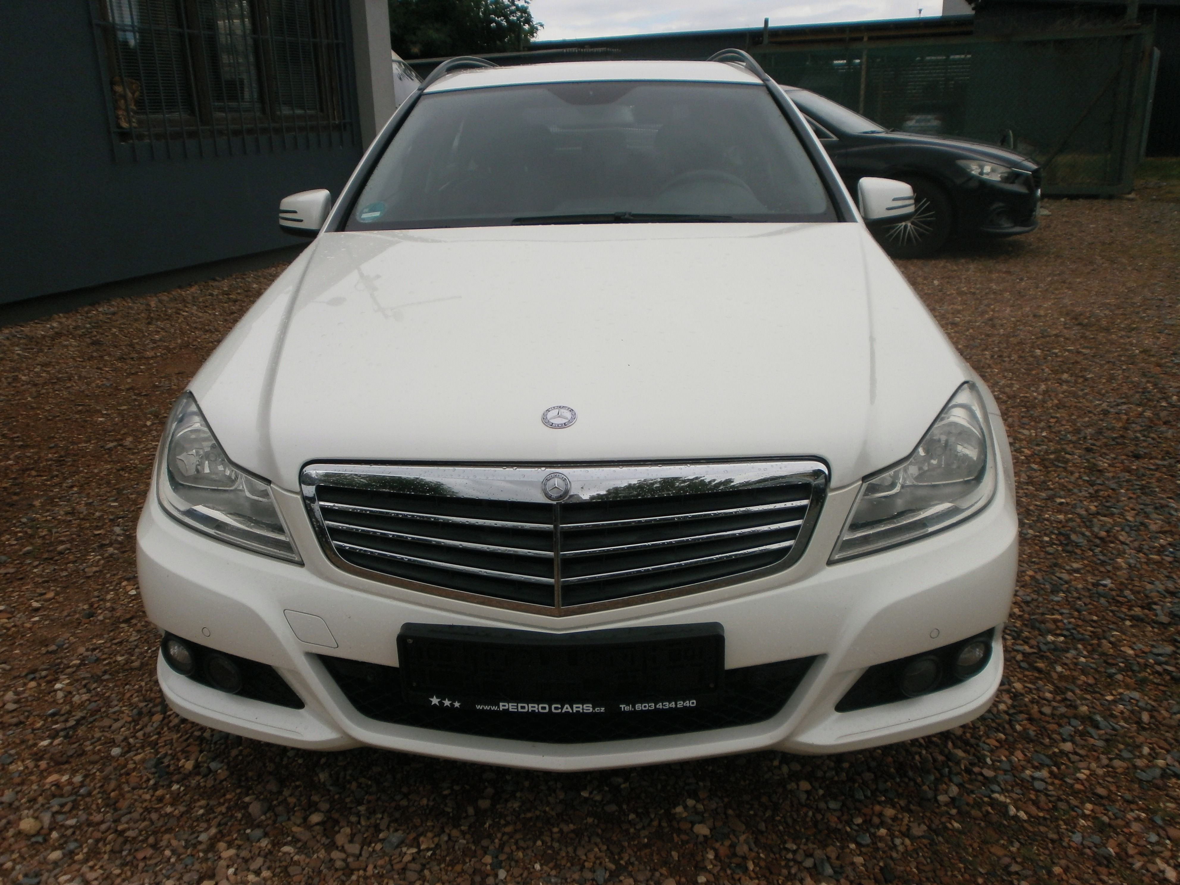Mercedes-Benz Třídy C - fotka 3