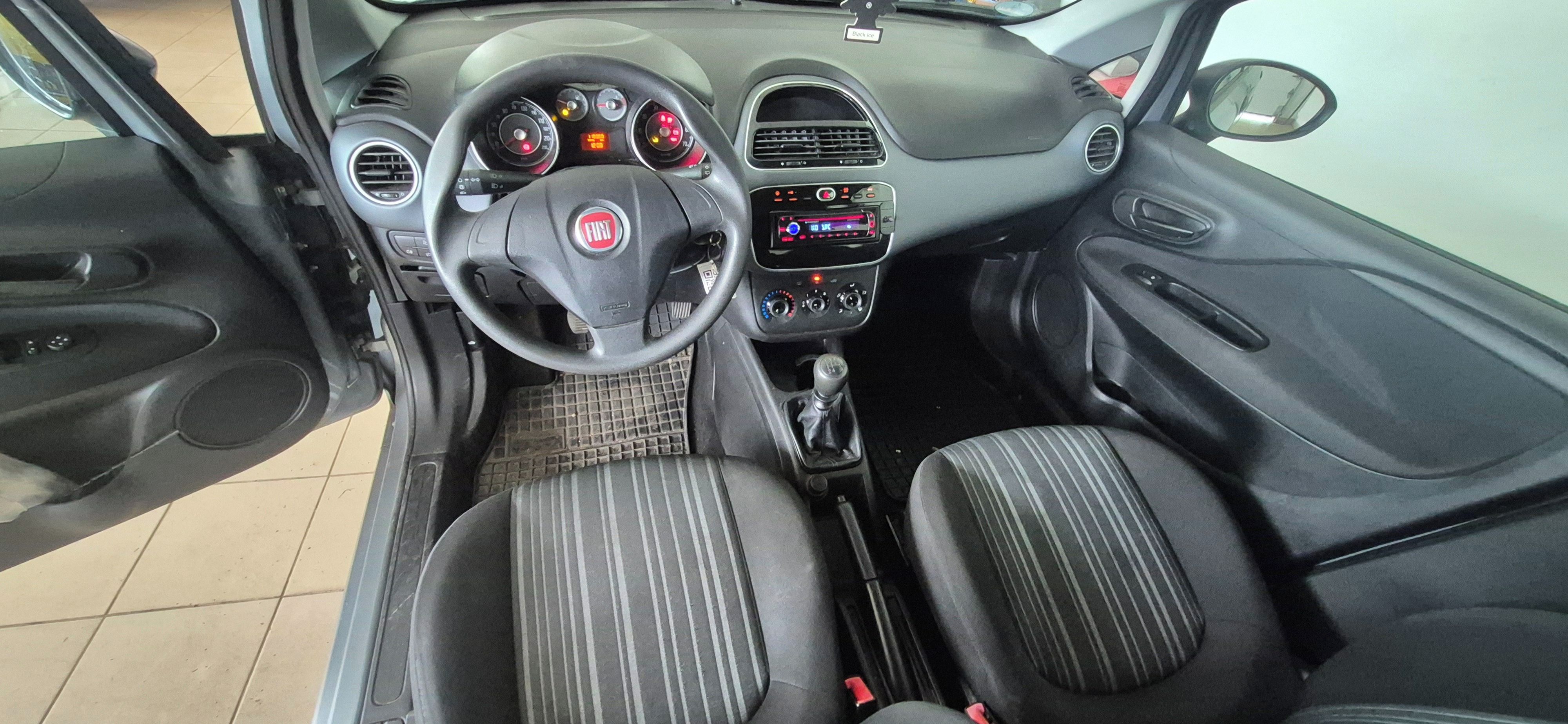 Fiat Punto, 1,4 80k, mod.2011, klima, - fotka 3