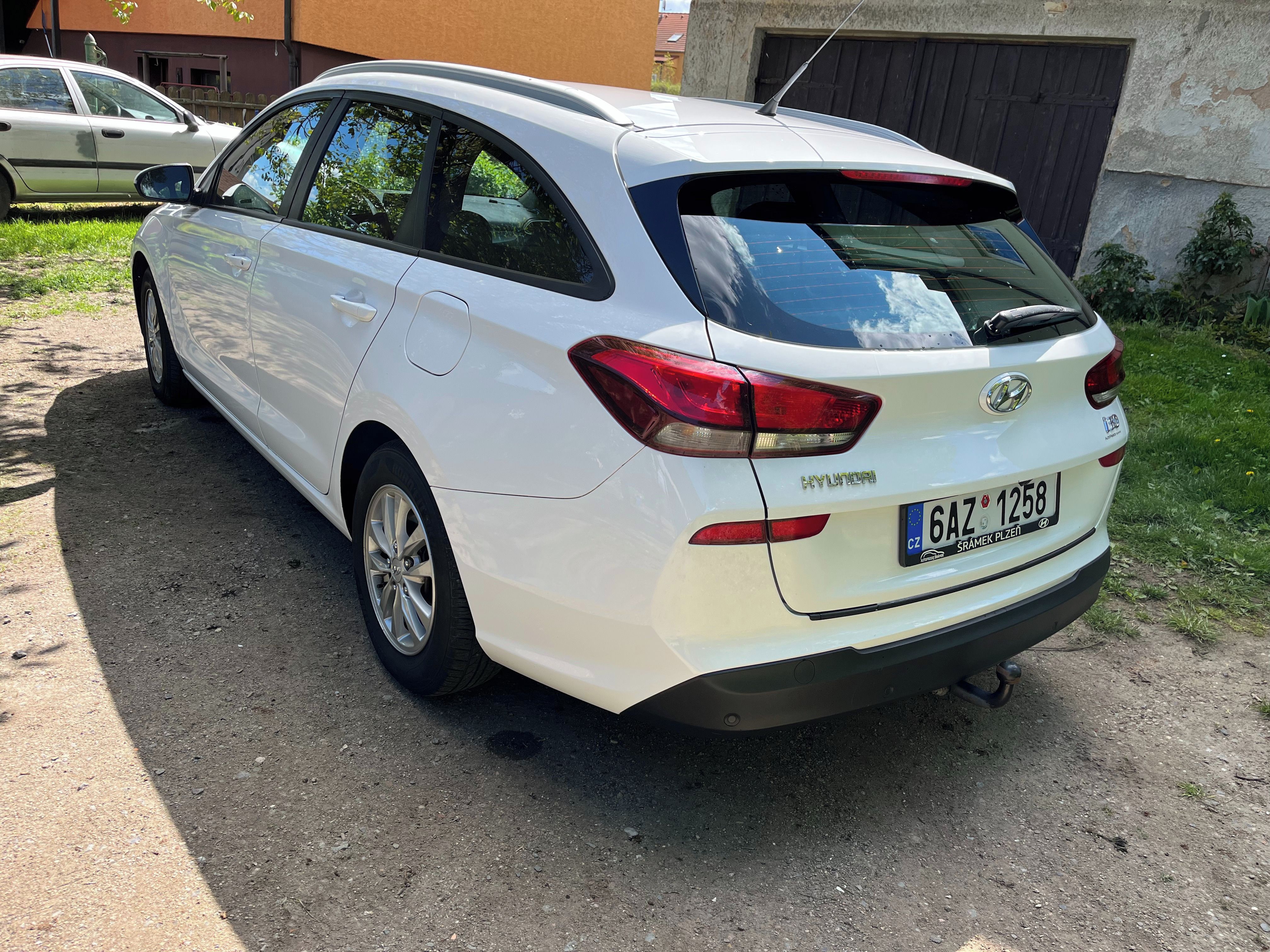 Hyundai i30, 1,6 crdi, 97kw servisováno, CZ - fotka 5