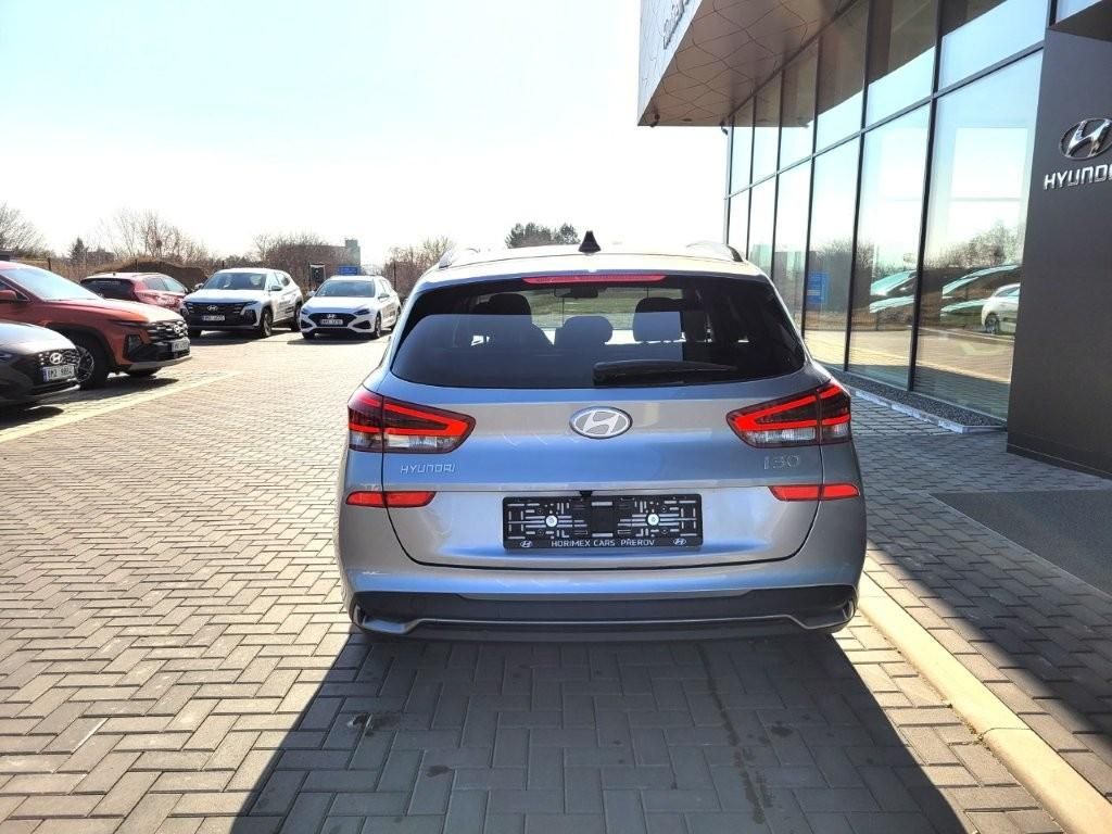 Hyundai i30, WG 1.0 T-GDI 85kW MT SMART - fotka 5
