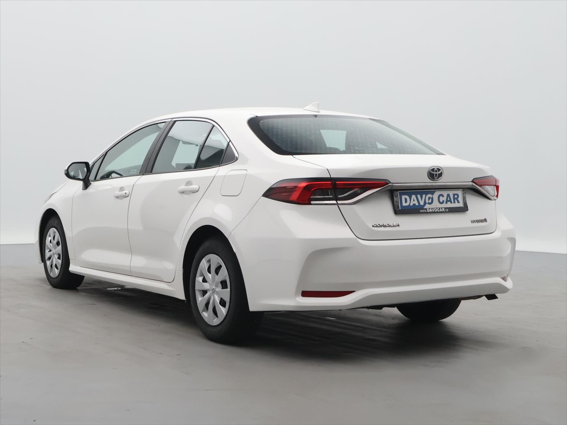 Toyota Corolla, 1.8 Hybrid Active E-CVT CZ 1.M - fotka 5