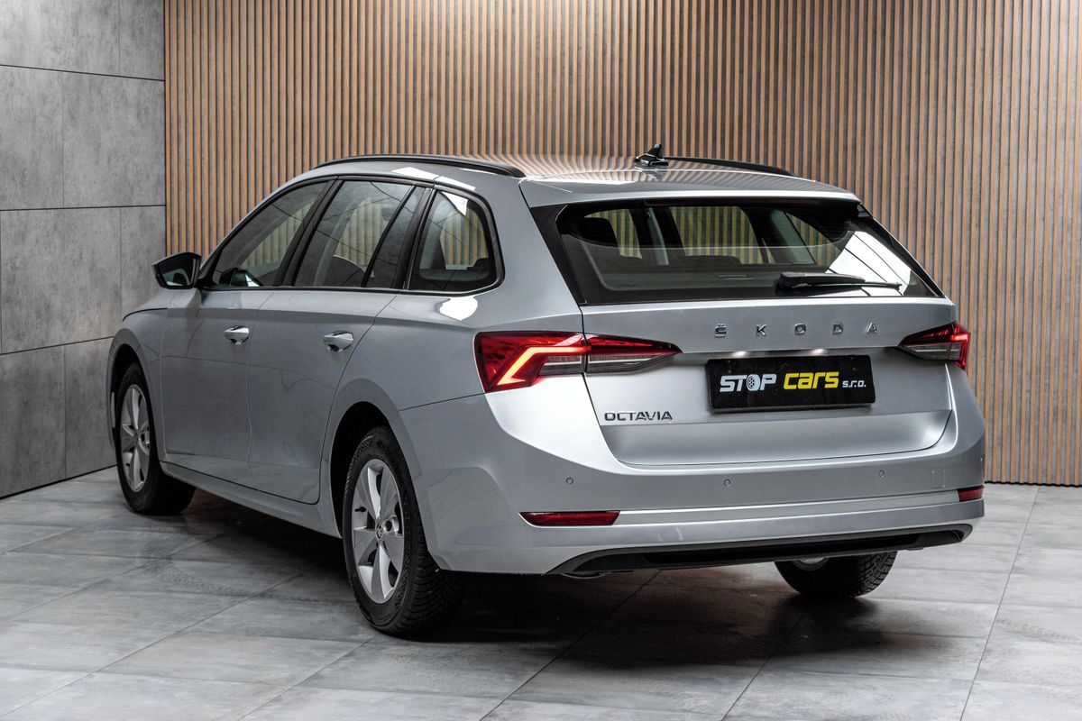 Škoda Octavia, 2.0TDi*AMBITION*DPH*SERVIS - fotka 4