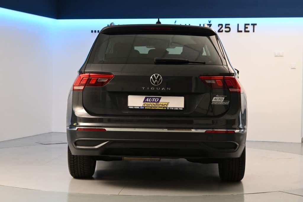 Volkswagen Tiguan, 2.0 4Motion Matrix LED DSG ACC - fotka 6