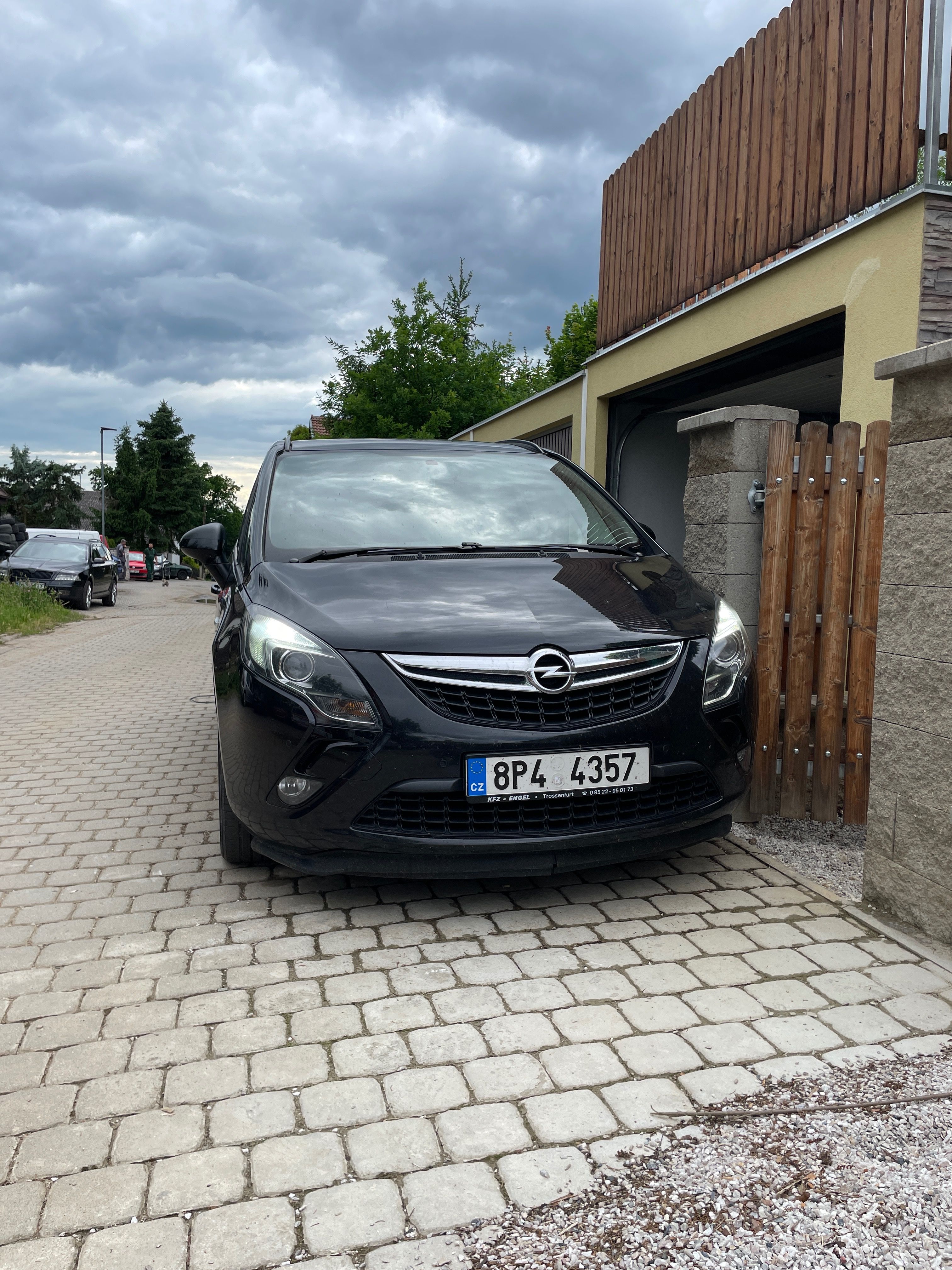 Opel Zafira, 2.0 CDTI - fotka 2