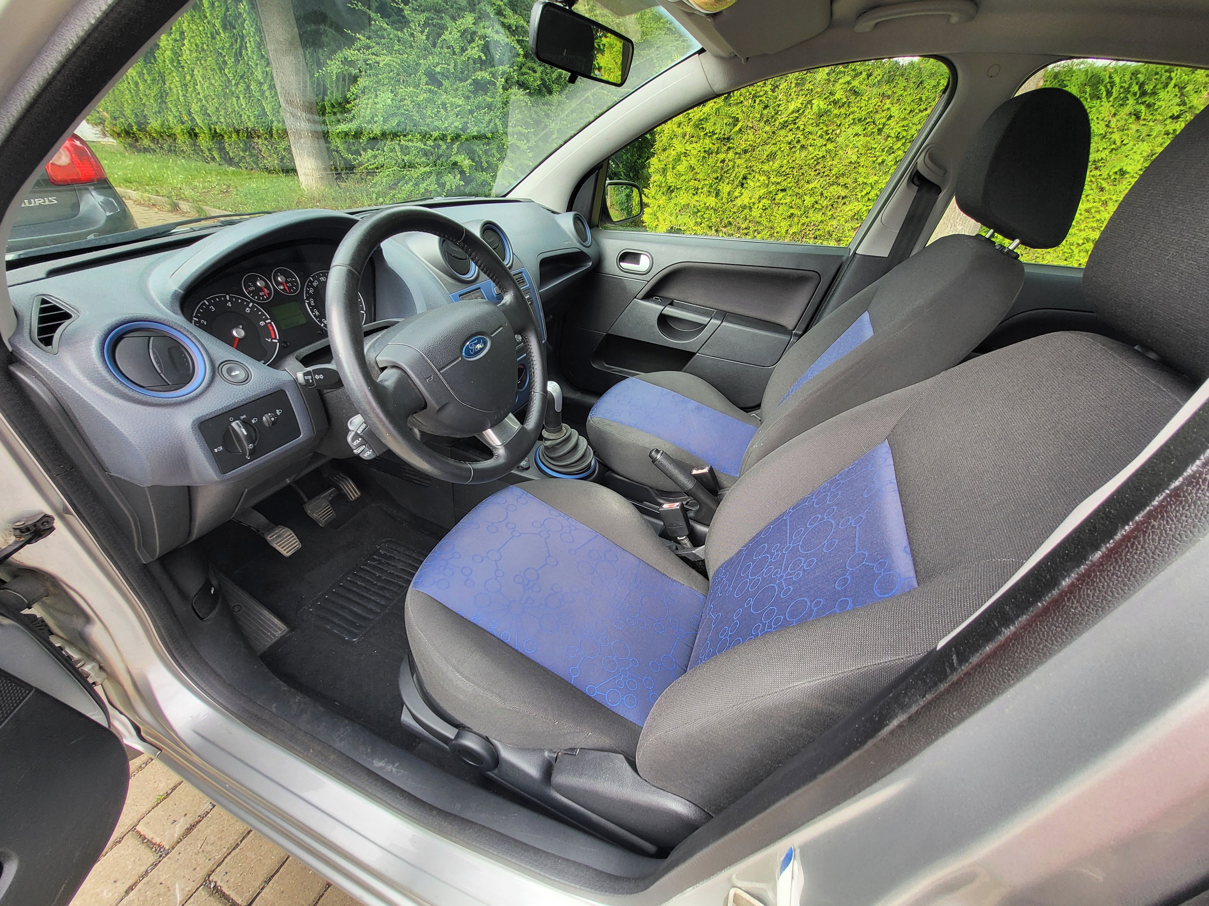 Ford Fiesta, 1.3 51kW, 1.majitel, STK 5/28 - fotka 6