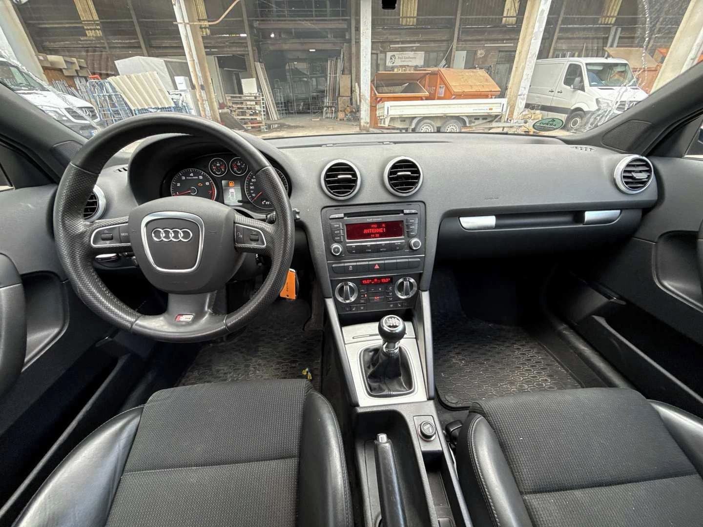 Audi A3, 2.0 TFsi 147KW 5.dv. 2x S-LINE - fotka 2