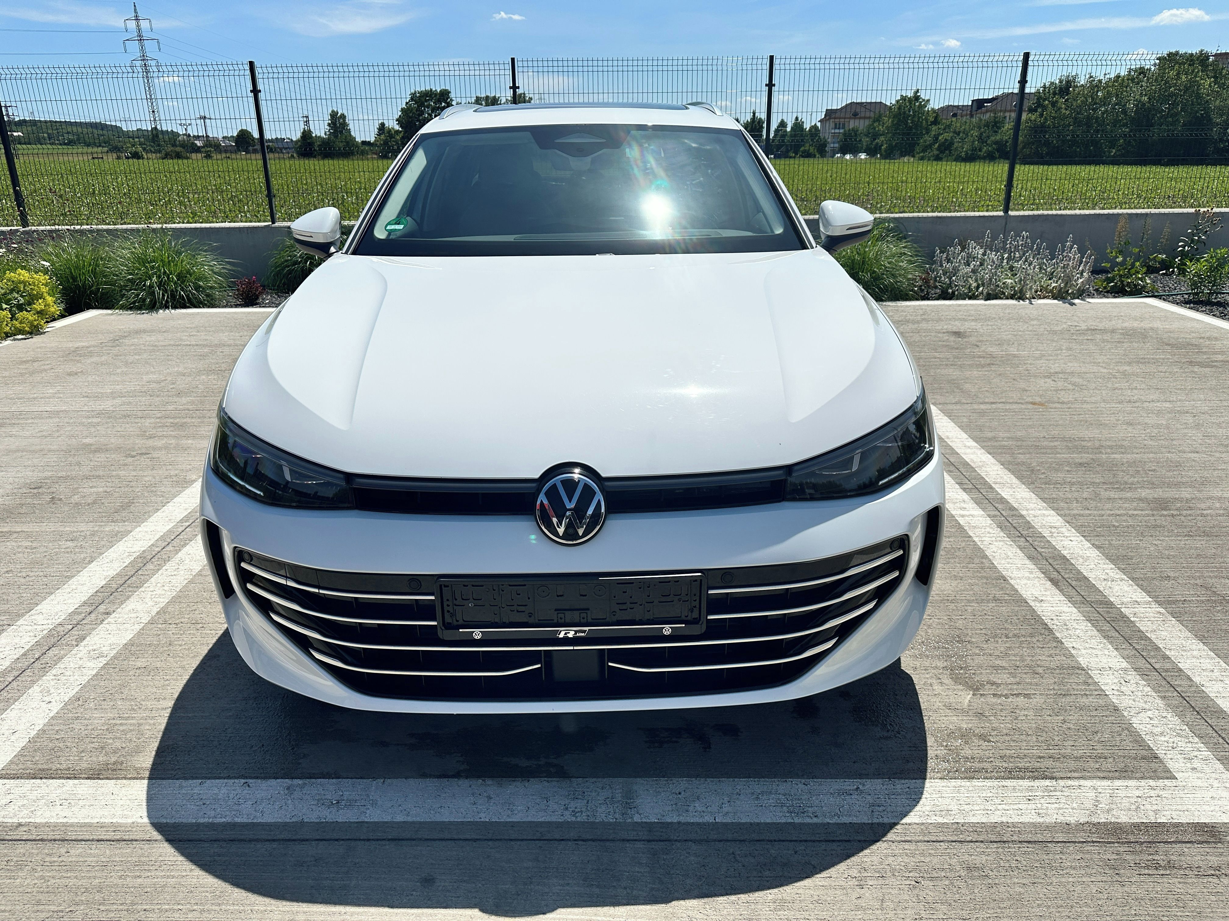 Volkswagen Passat, VOLKSWAGEN PASSAT B9 2,0 TDI - fotka 2