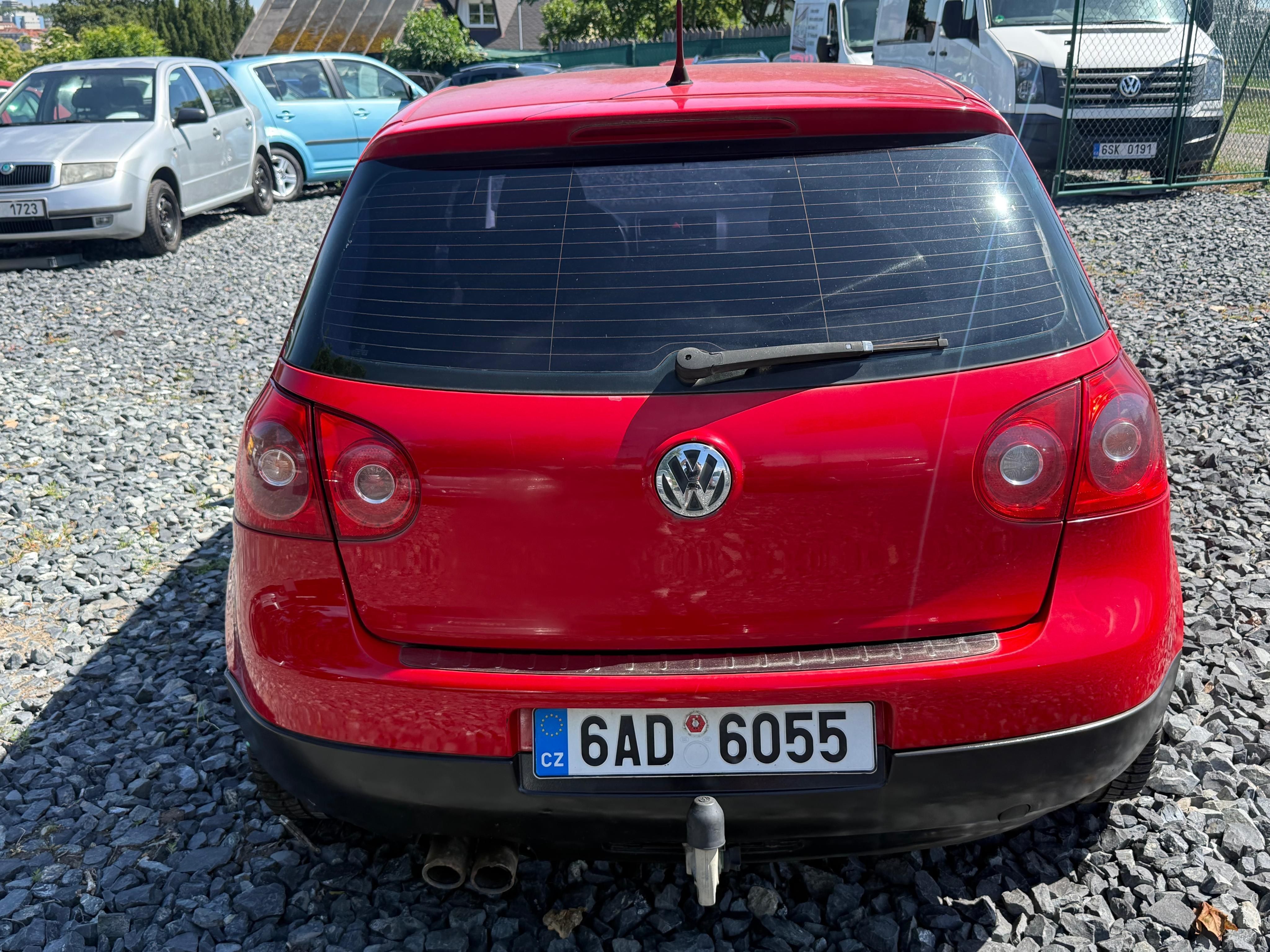 Volkswagen Golf, GT 1.4i Turbo Kompresor 125kw - fotka 4