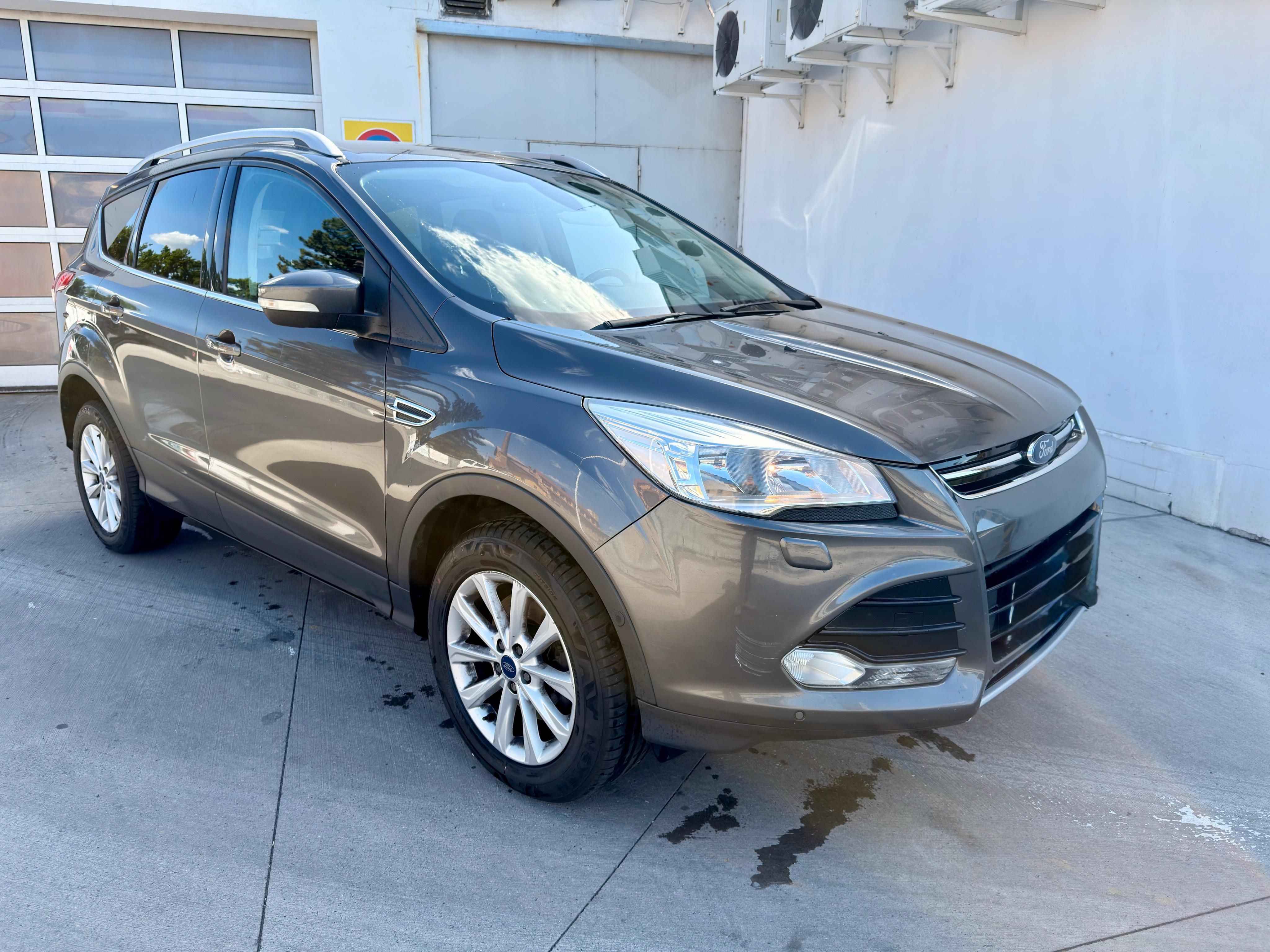 Ford Kuga, 2.0 TDCI 4x4 - fotka 5