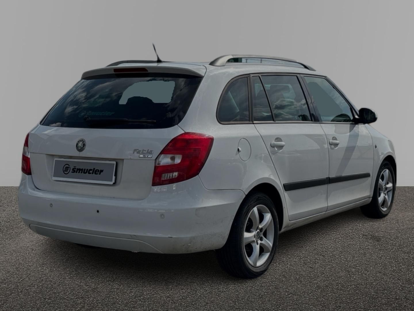 Škoda Fabia, 1.4 MPi / 63 kW Ambiente - fotka 4