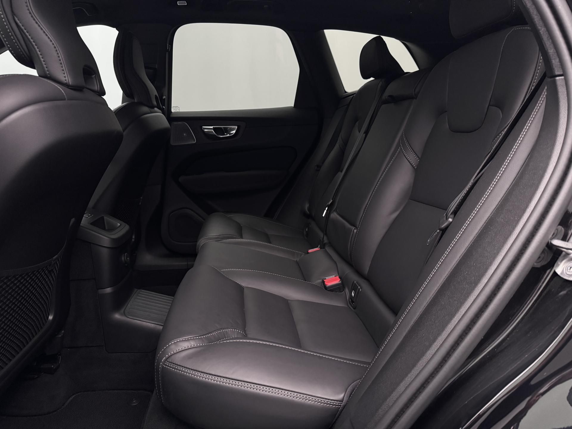 Volvo XC60, T6 AWD RECHARGE ULTRA CZ 1.maj - fotka 6