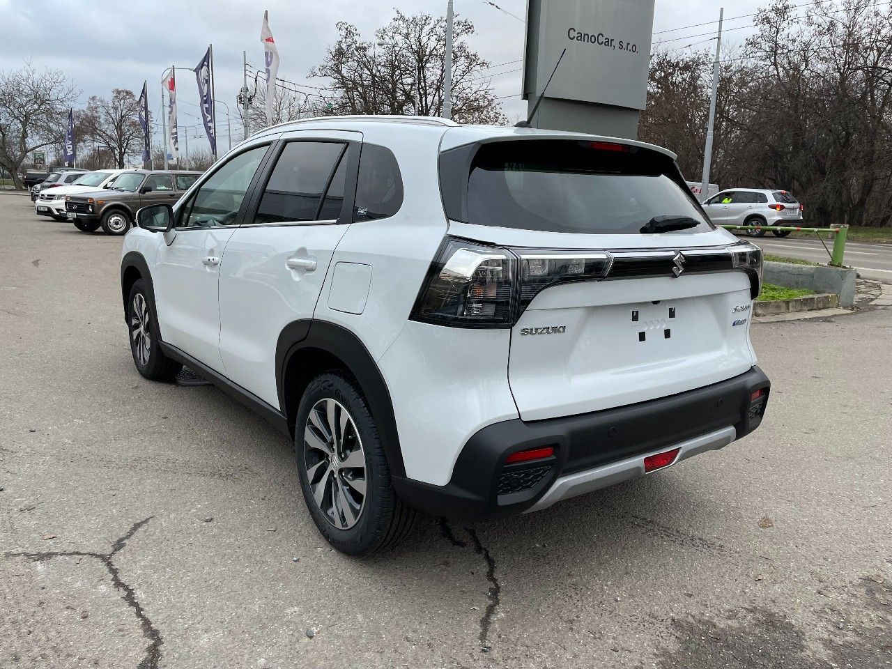 Suzuki S-Cross, 4x4 Elegance - fotka 3