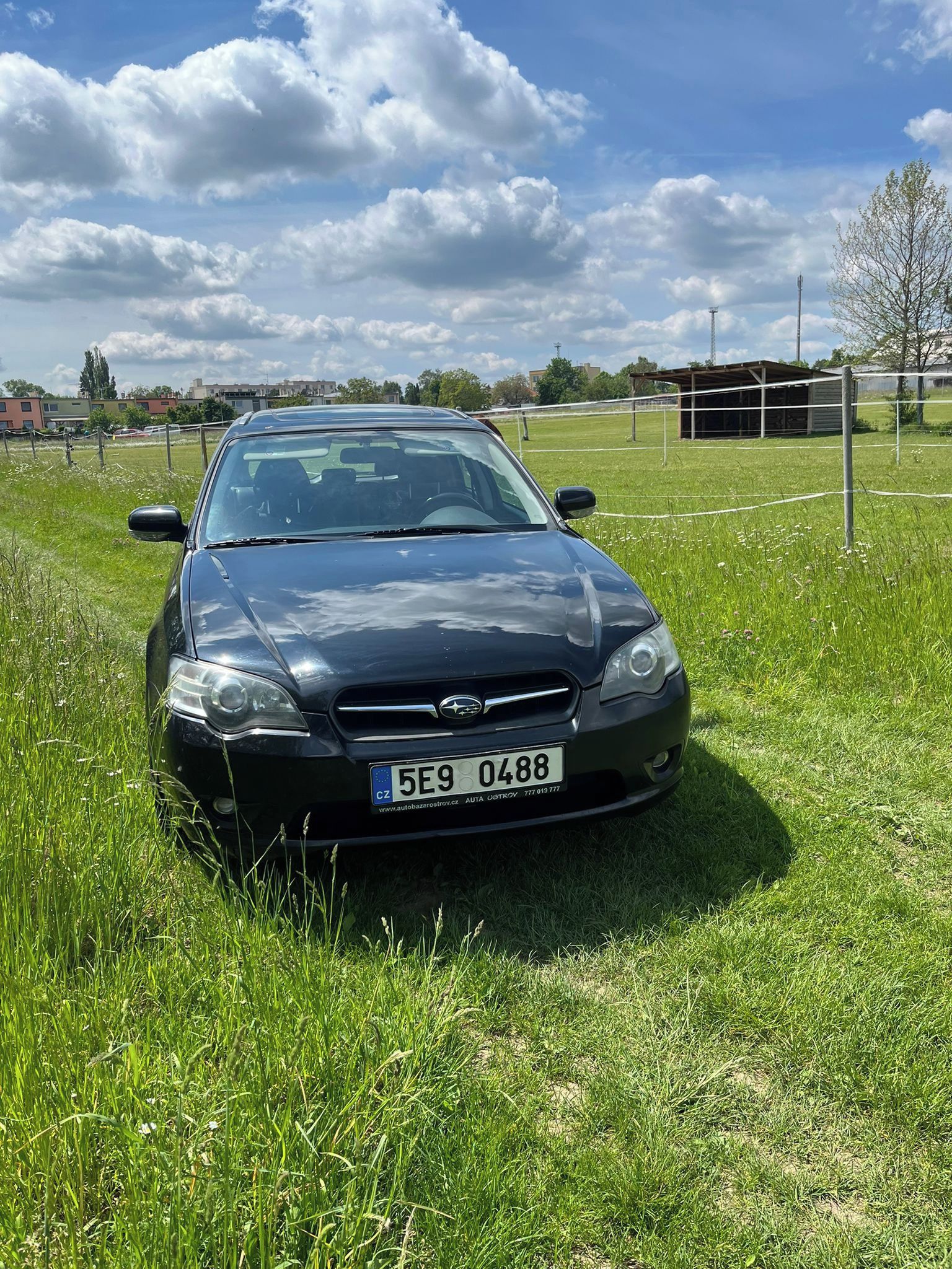 Subaru Legacy, Garážované - fotka 2