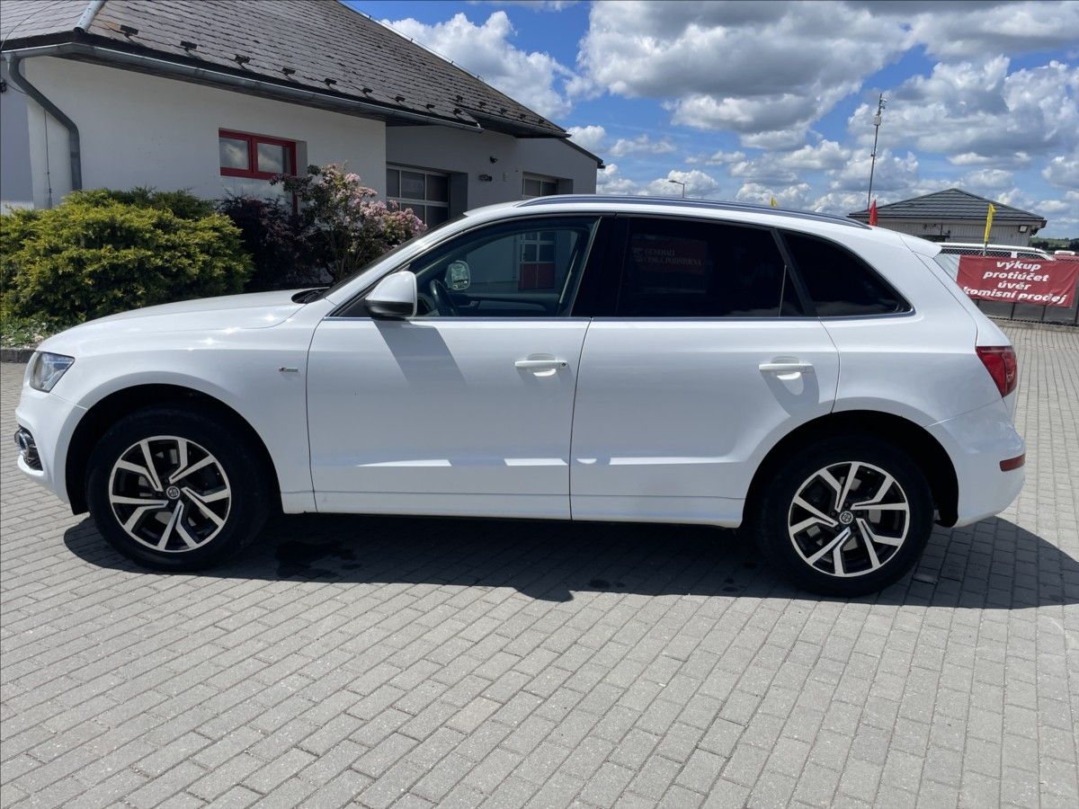 Audi Q5, 3,0 TDi Quattro S-Line CZauto - fotka 2