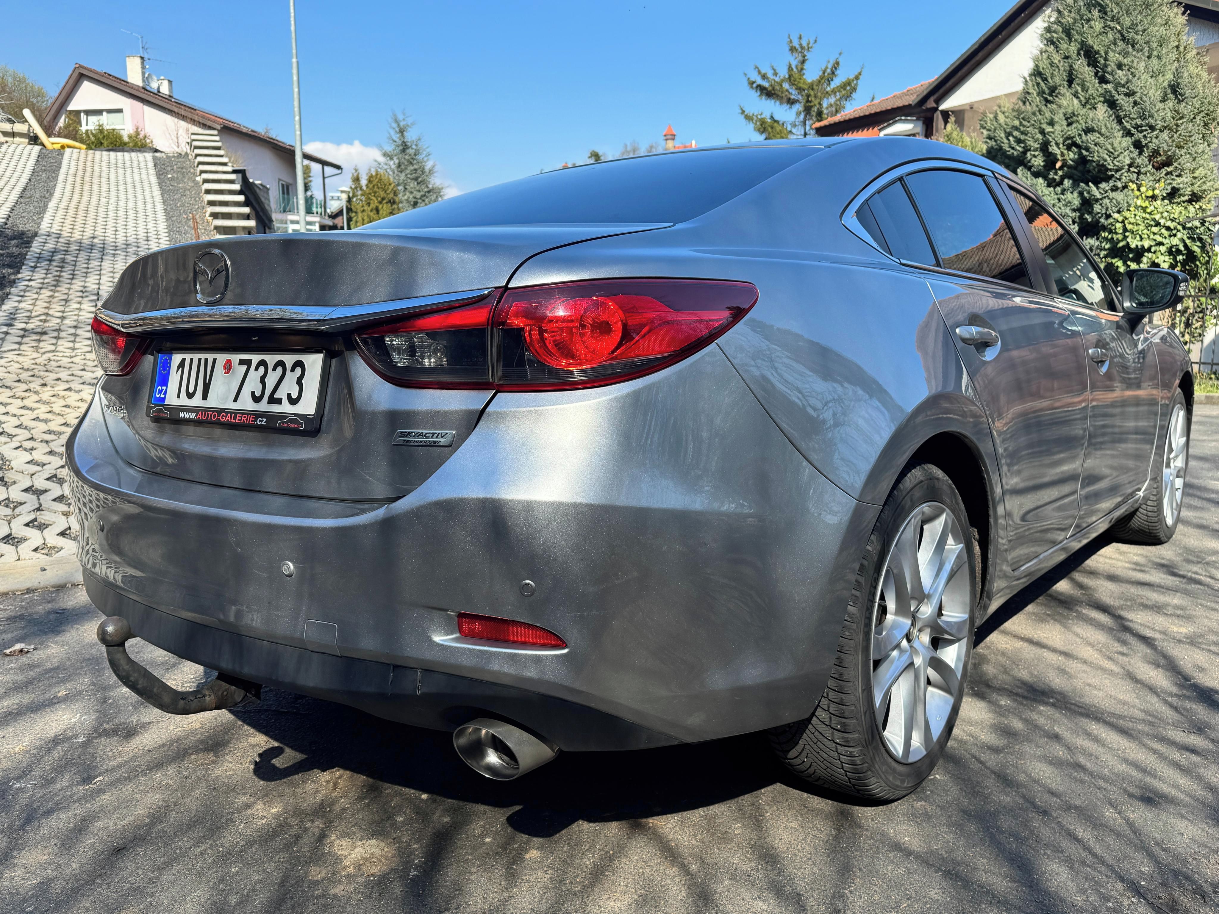 Mazda 6, 2.0i 121KW, automat, sedan - fotka 5