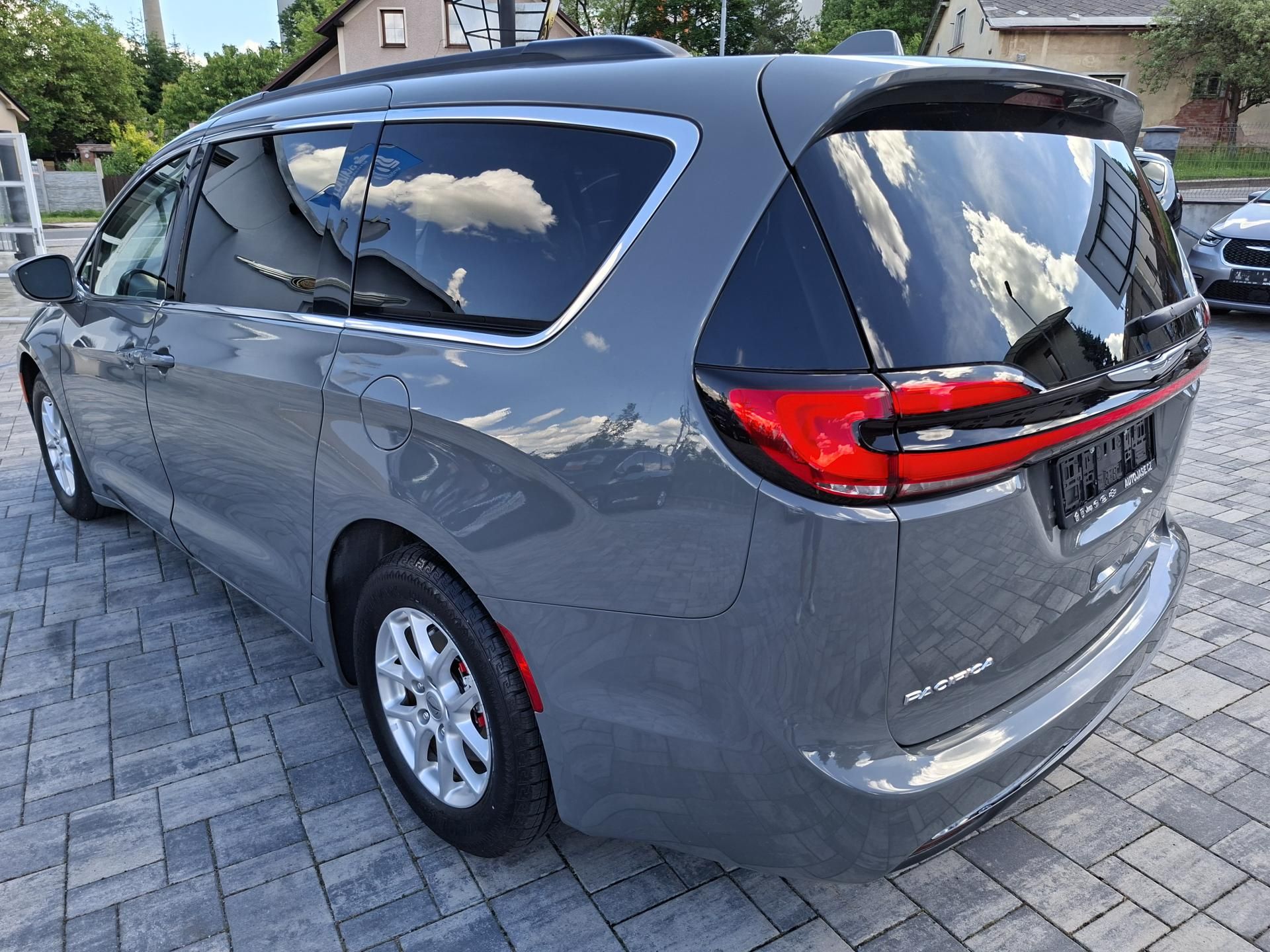 Chrysler Pacifica, 3,6L V6, 7míst, kůže, servis - fotka 5